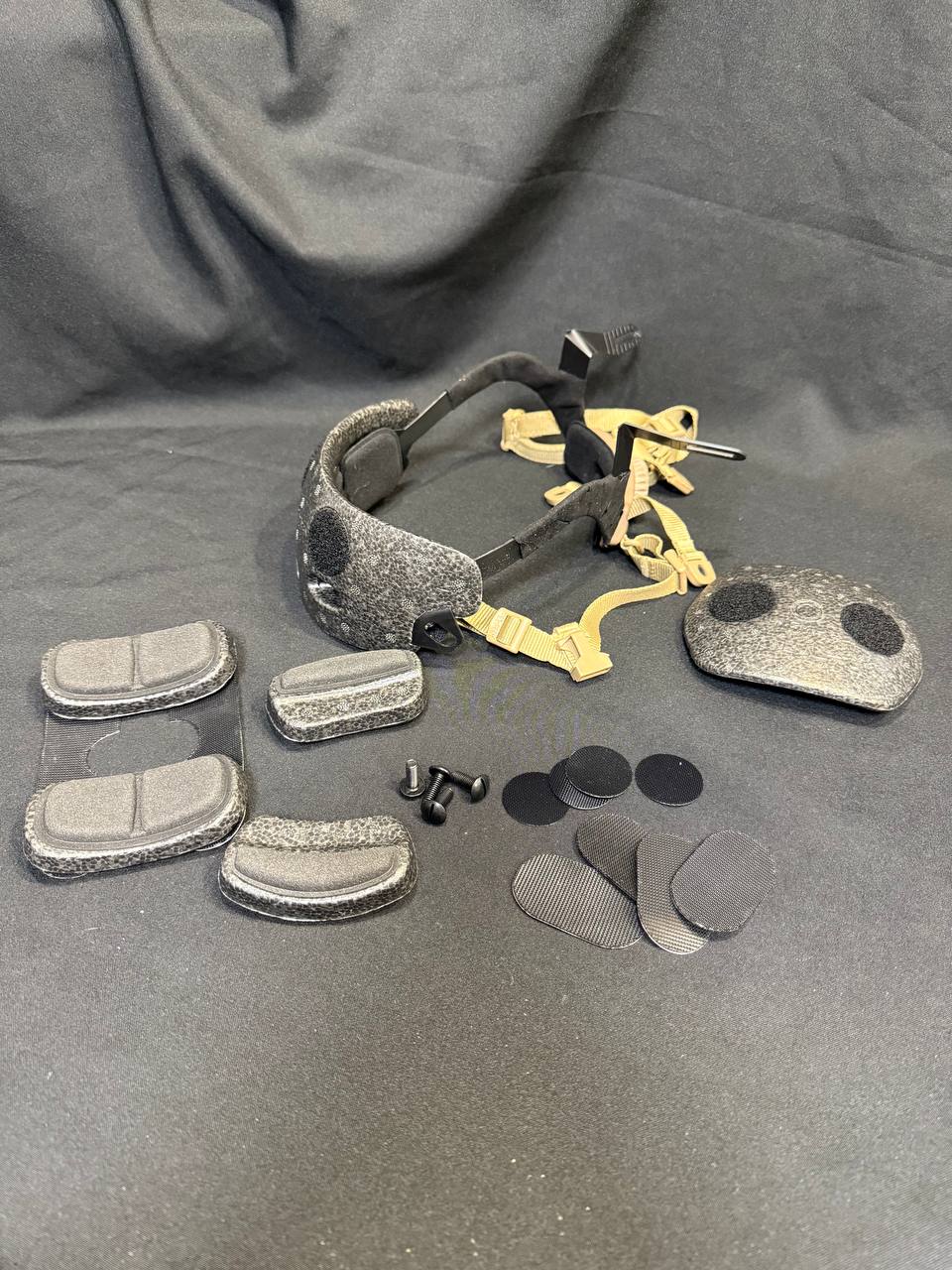 Високоякісна регулюєма підвісна система для шолому "OCC-Dial FAST" від бренду "FMA GEAR".