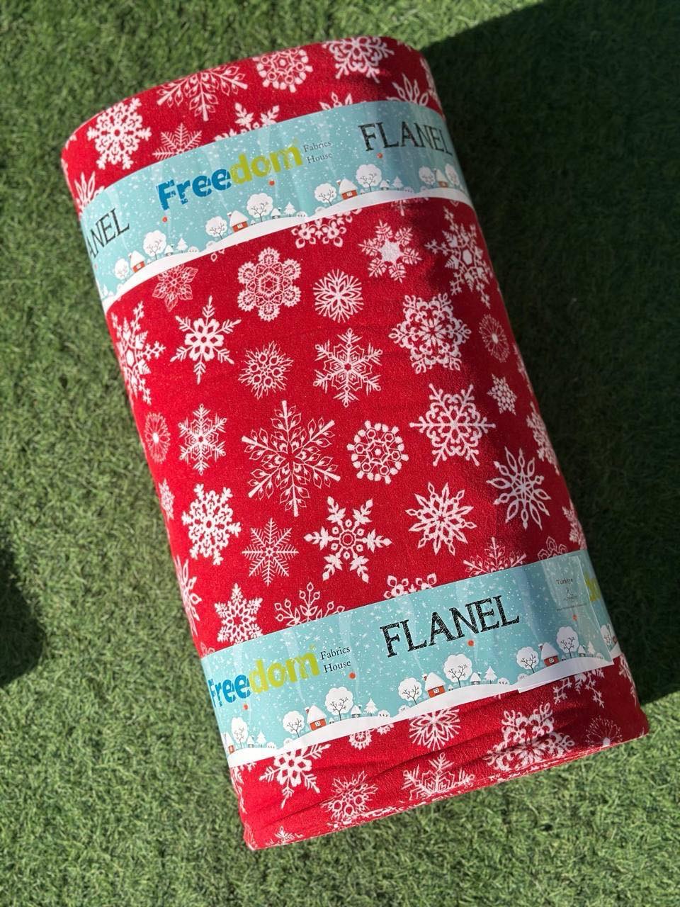 Постільний комплект Фланель преміум Сніжинки на червоному