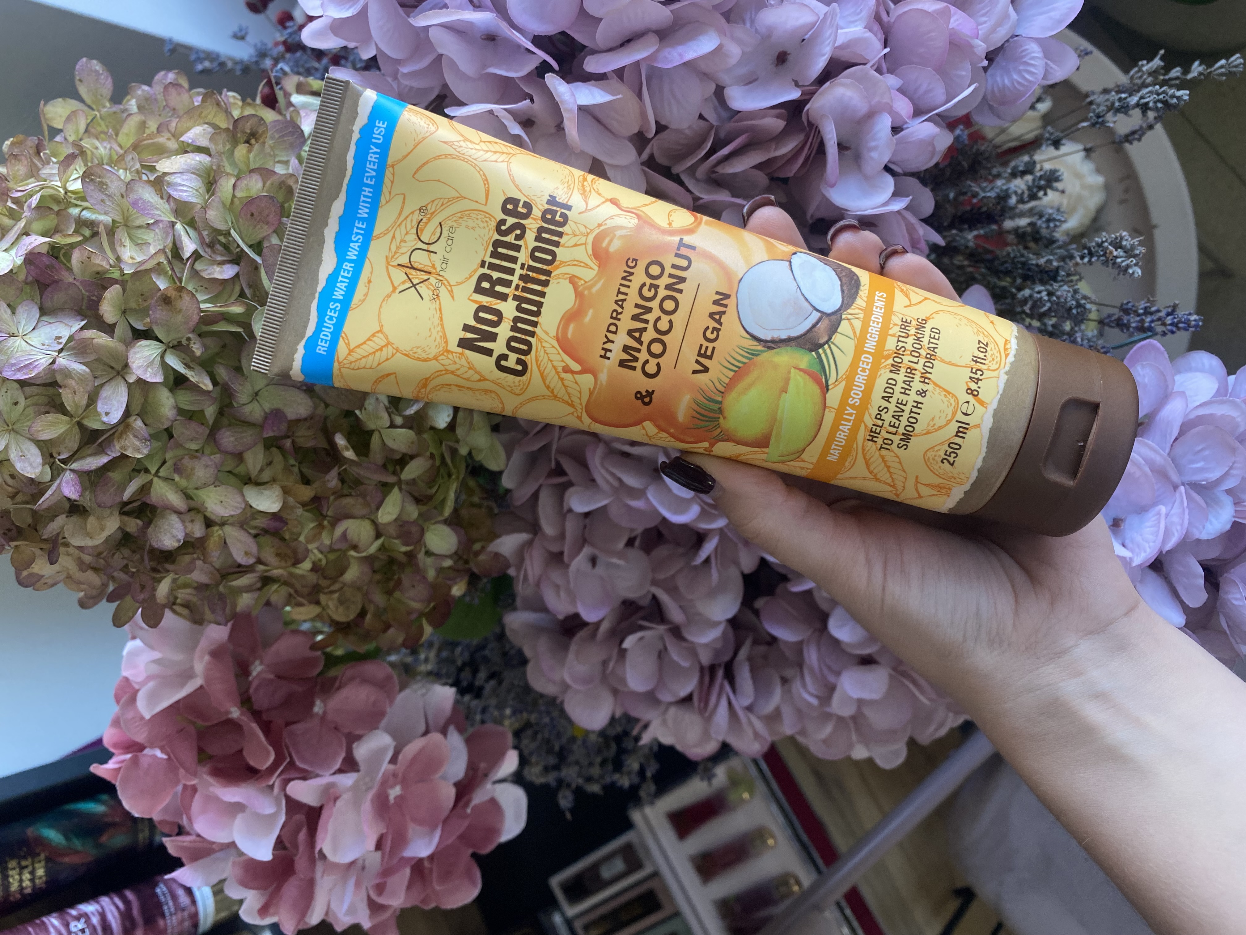 Незмивний кондиціонер для волосся Xpel Mango&Coconut