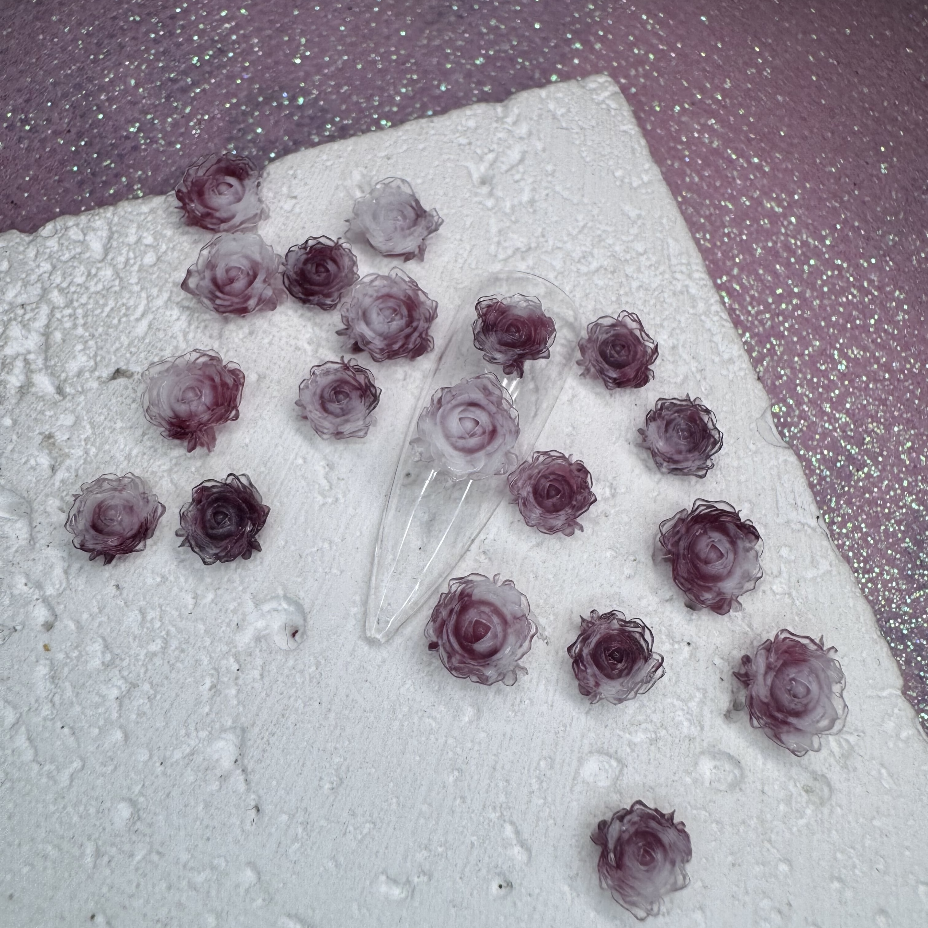 Фігурка для нігтів "Червона троянда"