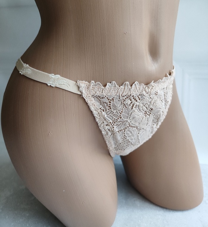 Жіночі мереживні трусики стрінги Papillon 3983 – бежеві, чорні, блакитні (розміри S, M)