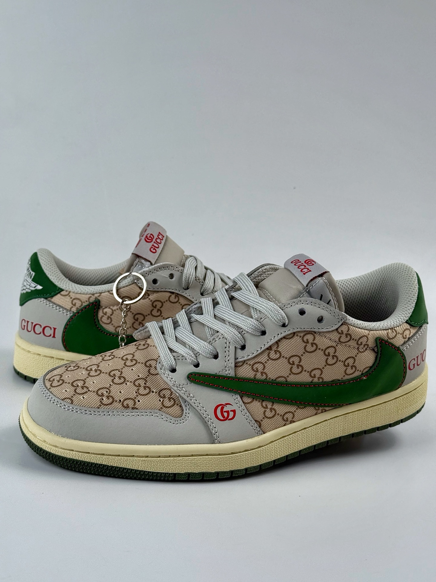Travis Scott x Nike Air Jordan 1 Low x Supreme x GUCCI  DZ5899-003