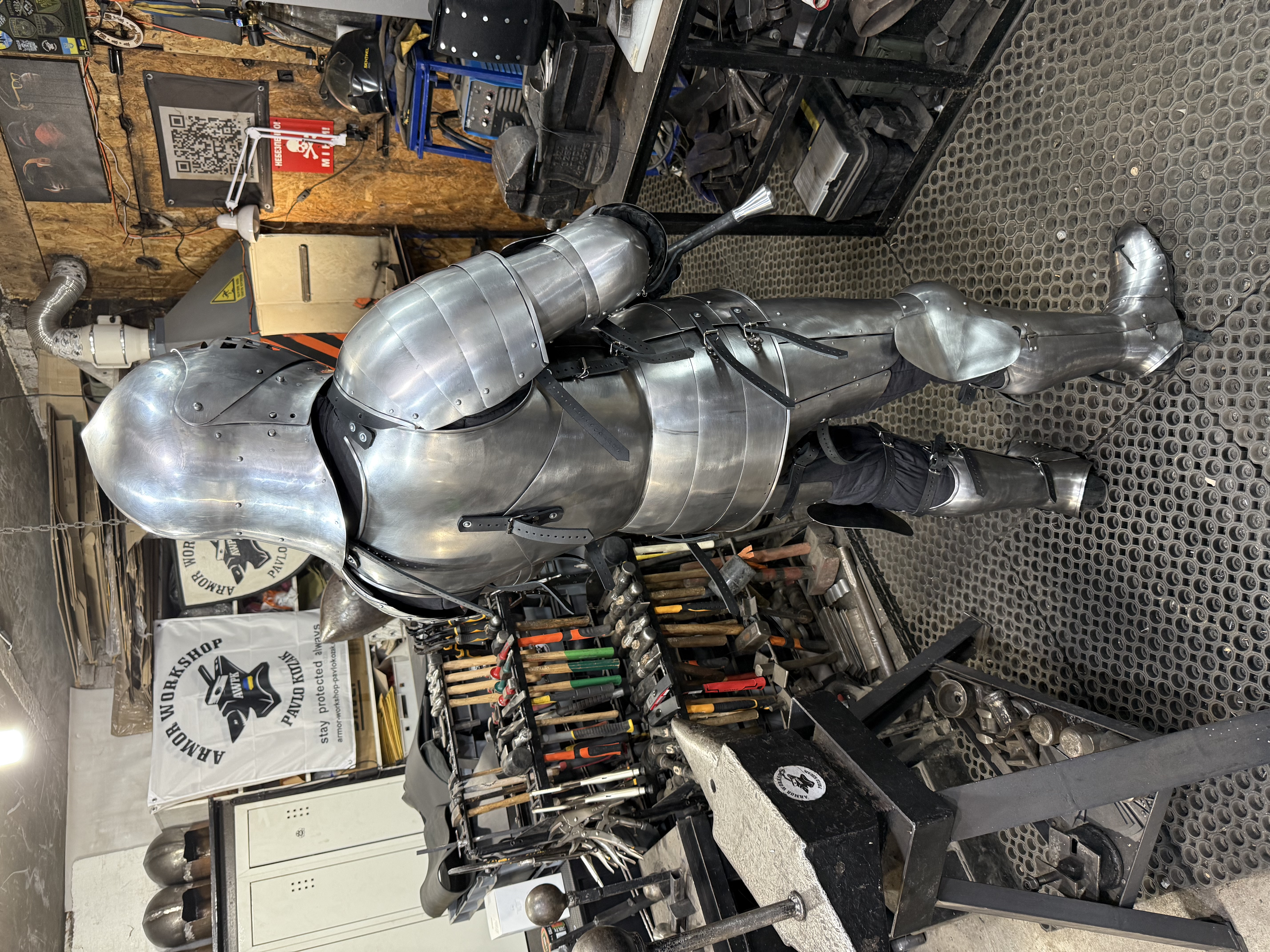 Full armor set “Armmaut”