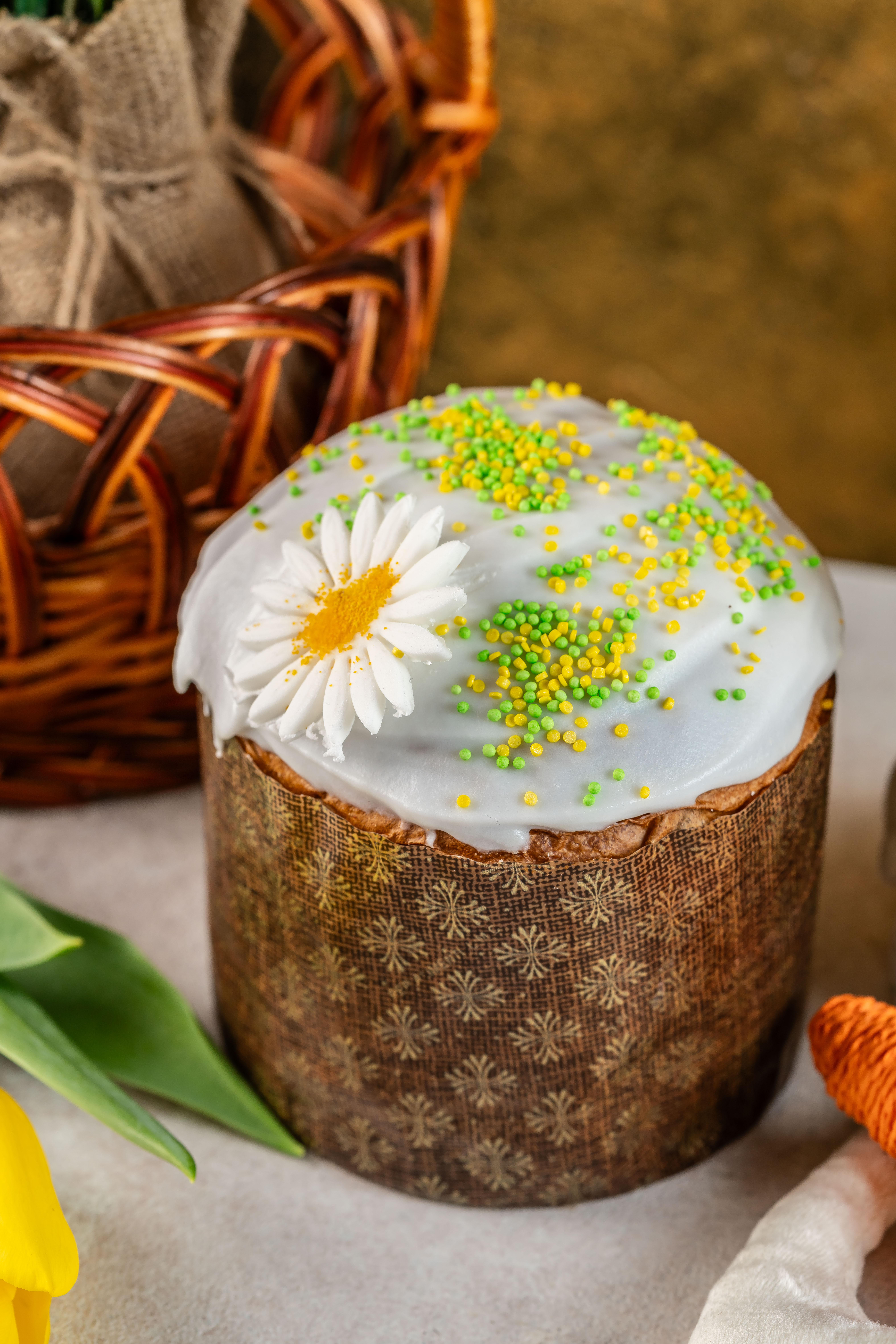 Паска з родзинками і цукатами «Ромашка» (330 г)