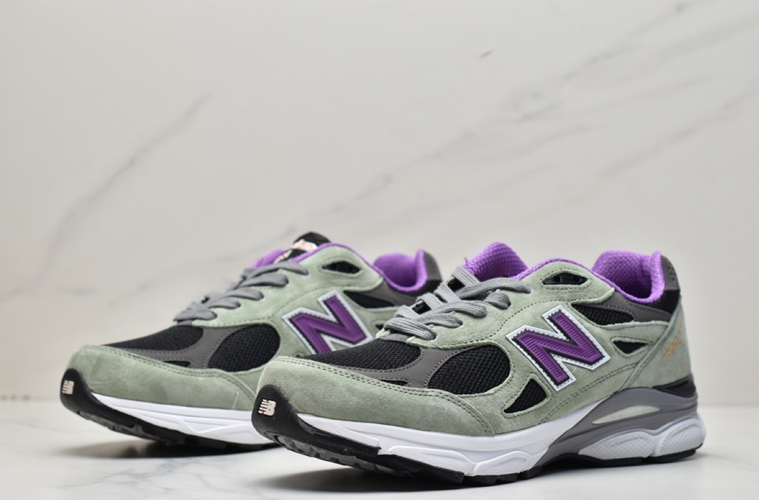 New Balance M990TC3