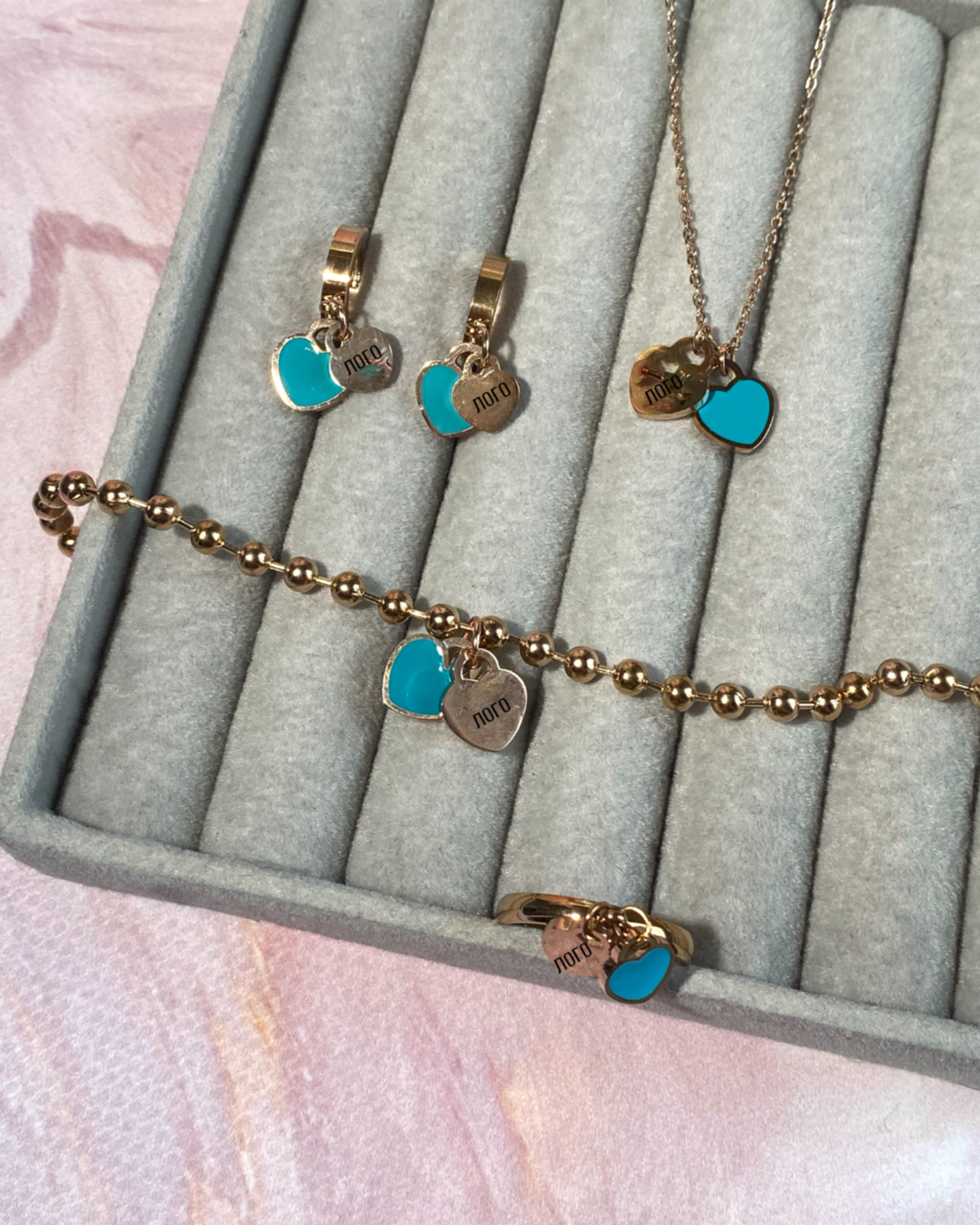 Комплект з сердечками