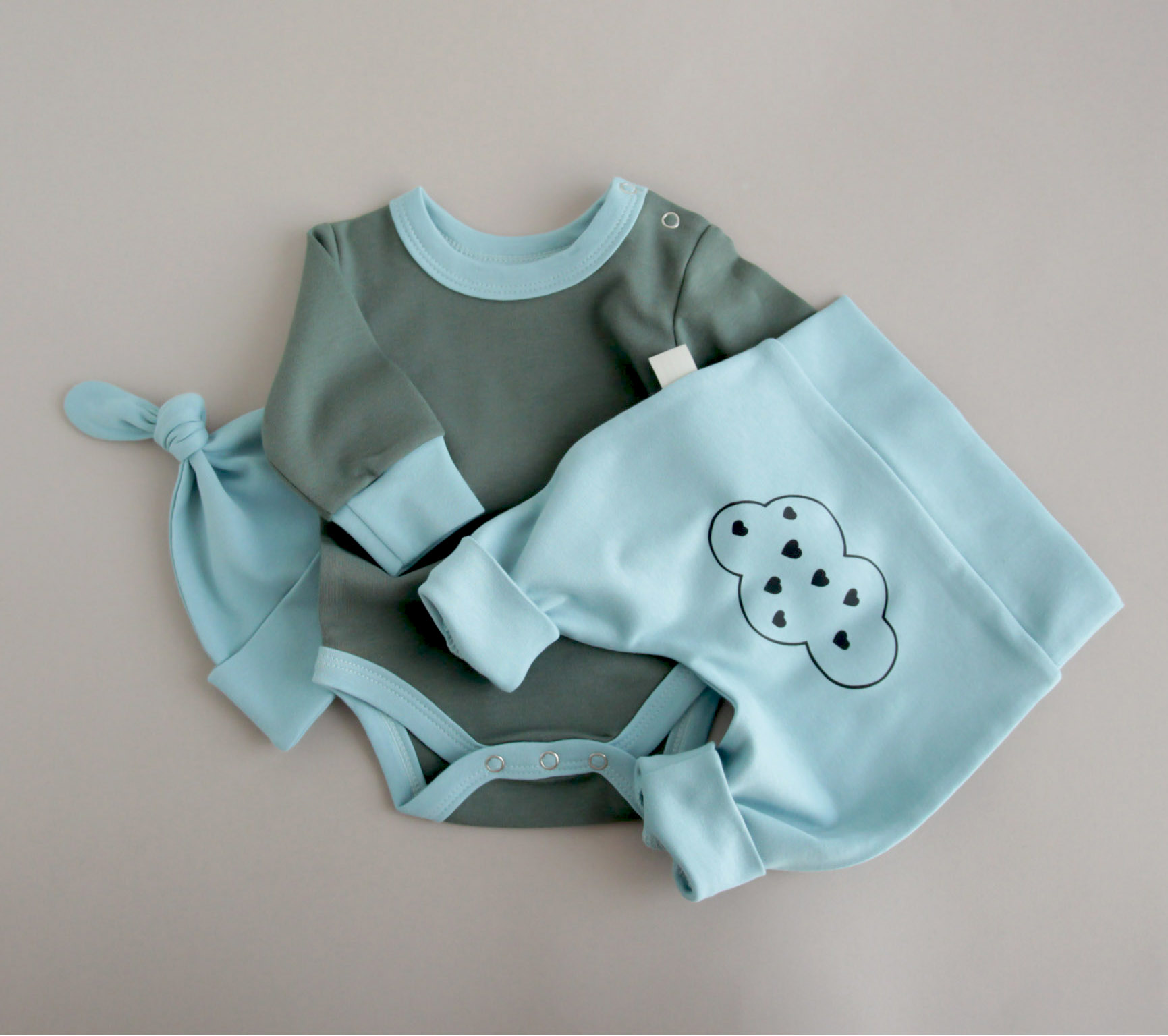 Боді, штанці з хмаринкою та шапочка, комплект з 3 шт