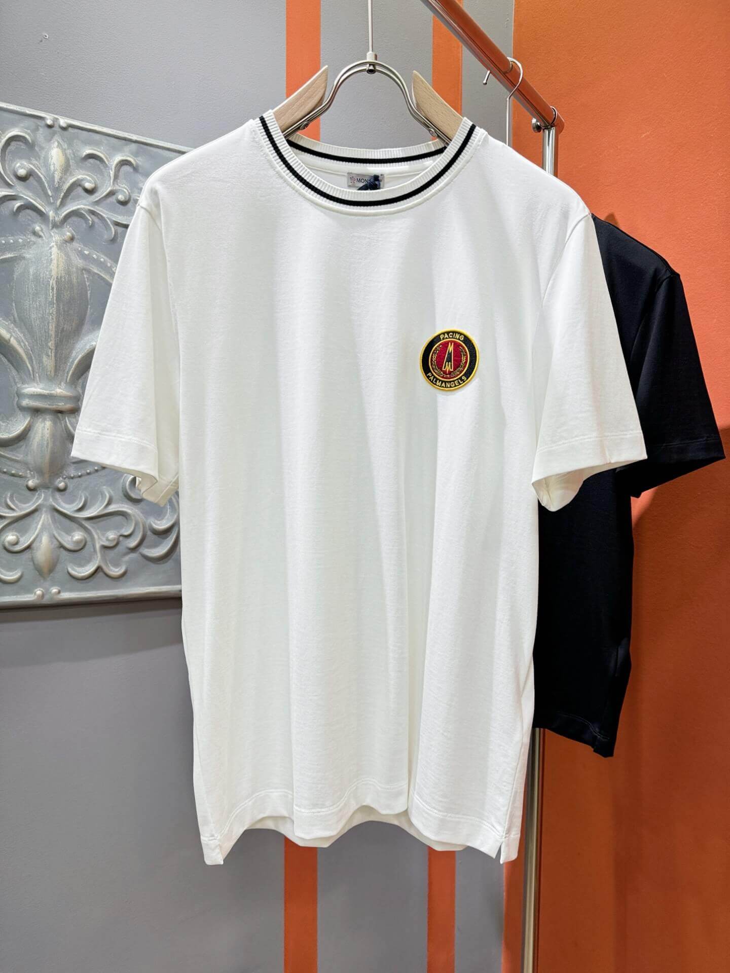 Moncler футболка
