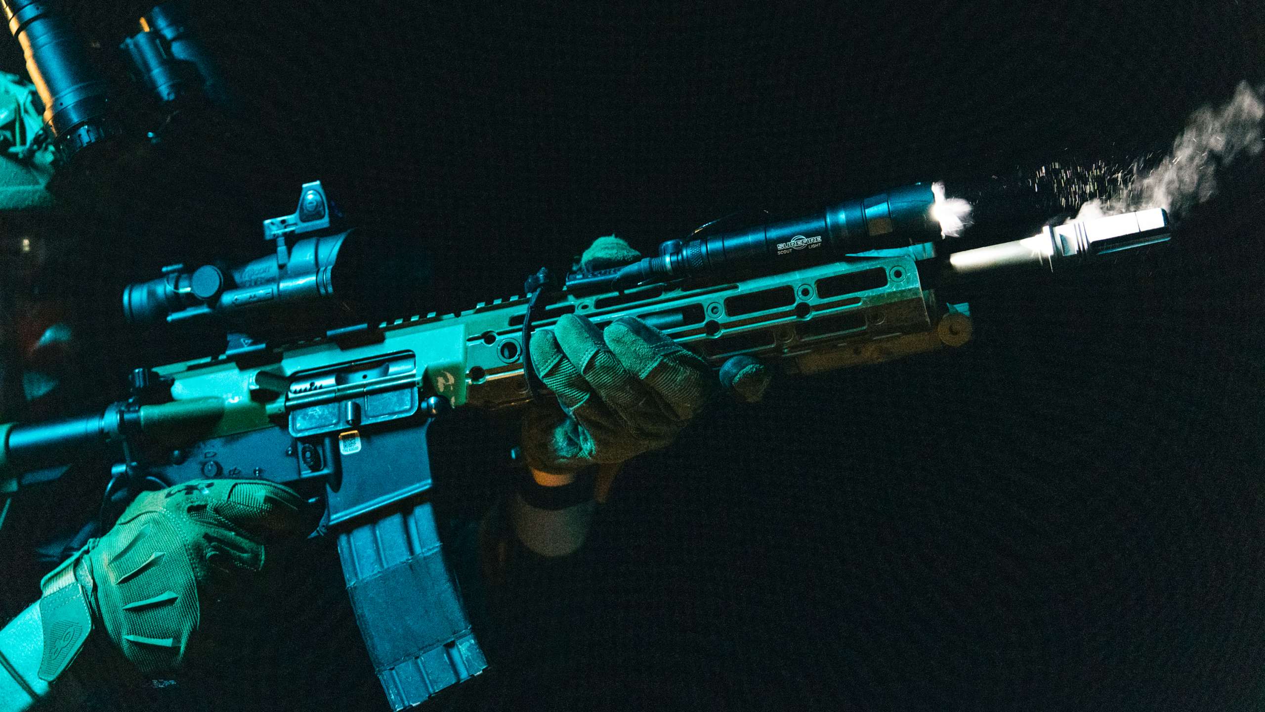 Збройовий ліхтар "SureFire M640DFT-PRO Turbo" від американського преміум бренду "SureFire".