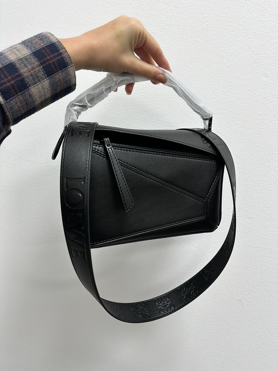 Loewe Paula's Ibiza Puzzle Bag In Classic Calfskin Black