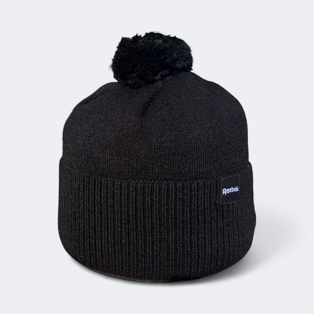Шапка Чоловіча з Бубоном Reebok - Рібок Копія
