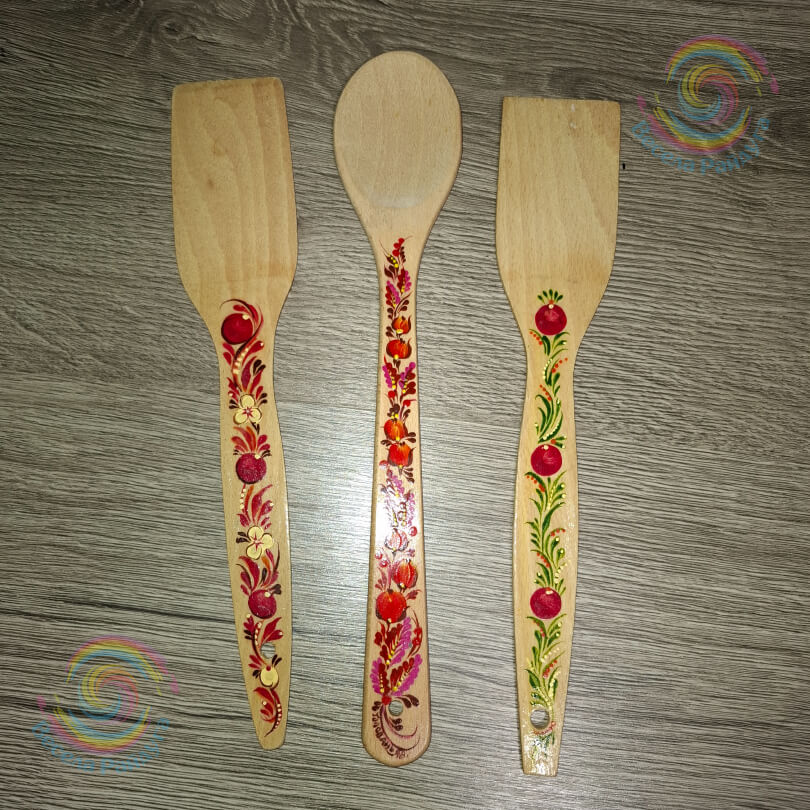 Дерев'яні столові прилади