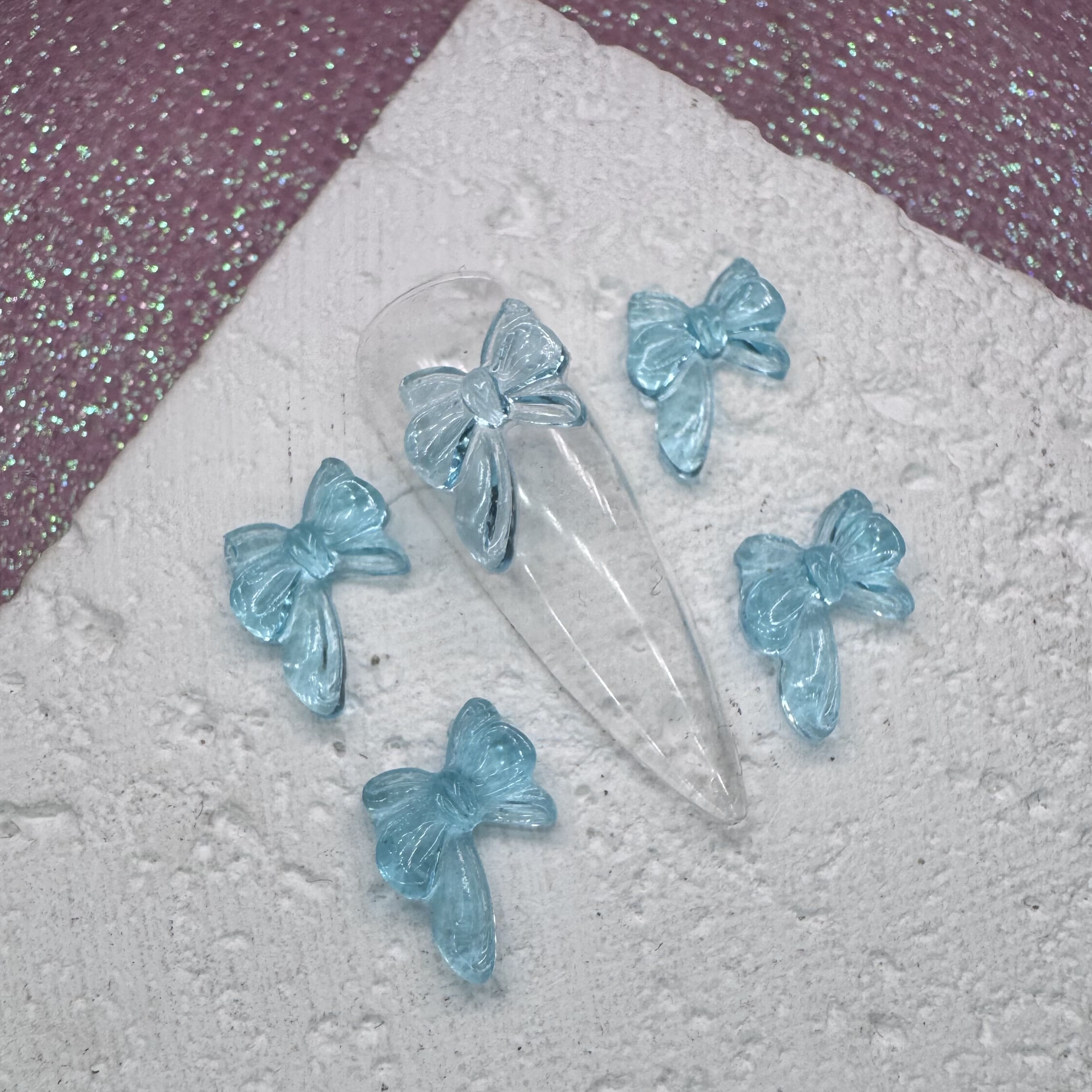 Фігурка для нігтів "Блакитний бантик"