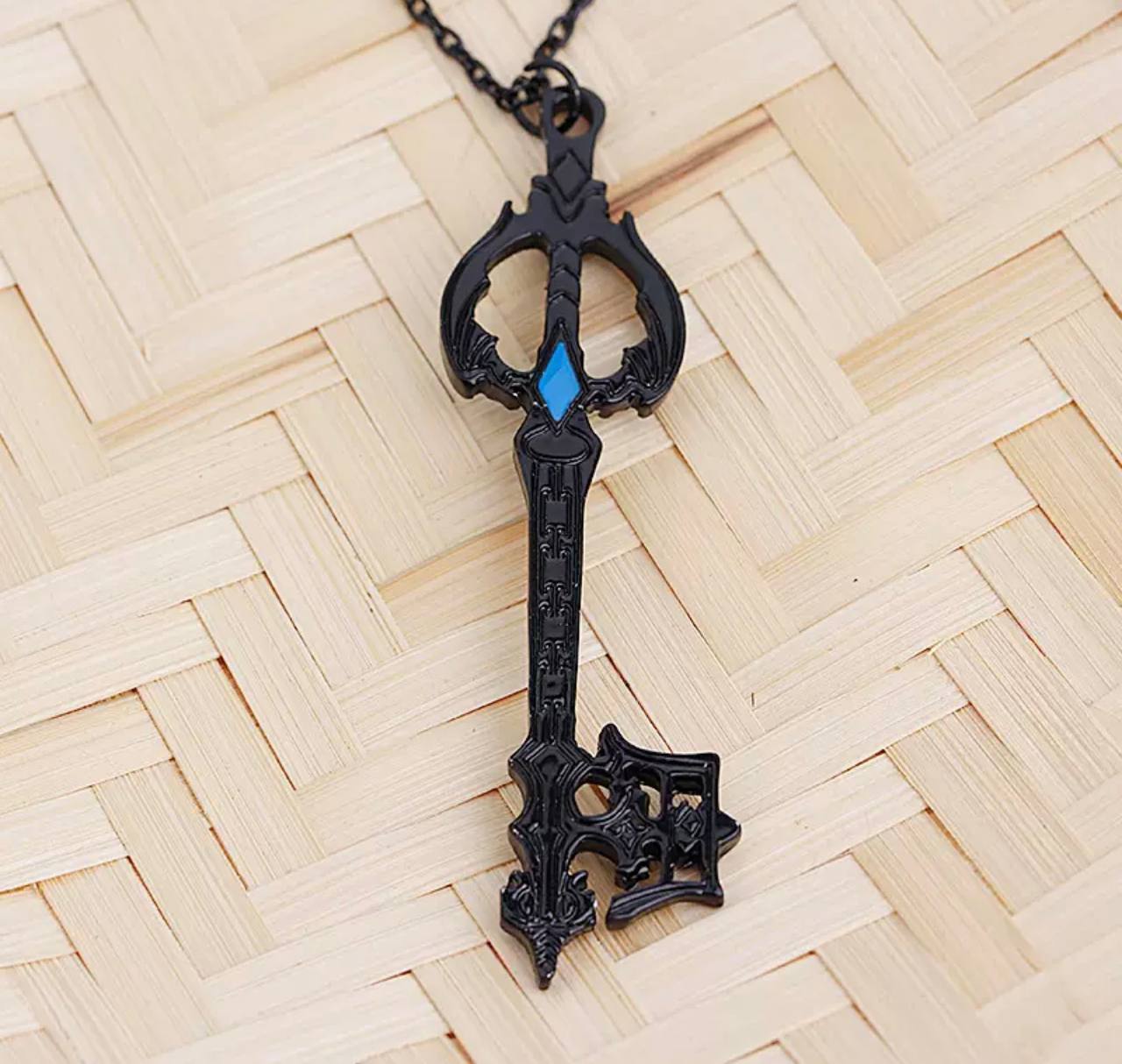 Підвіска на шию у формі Ключа-Клинка "Забуття" (Oblivion Keyblade) з Kingdom Hearts