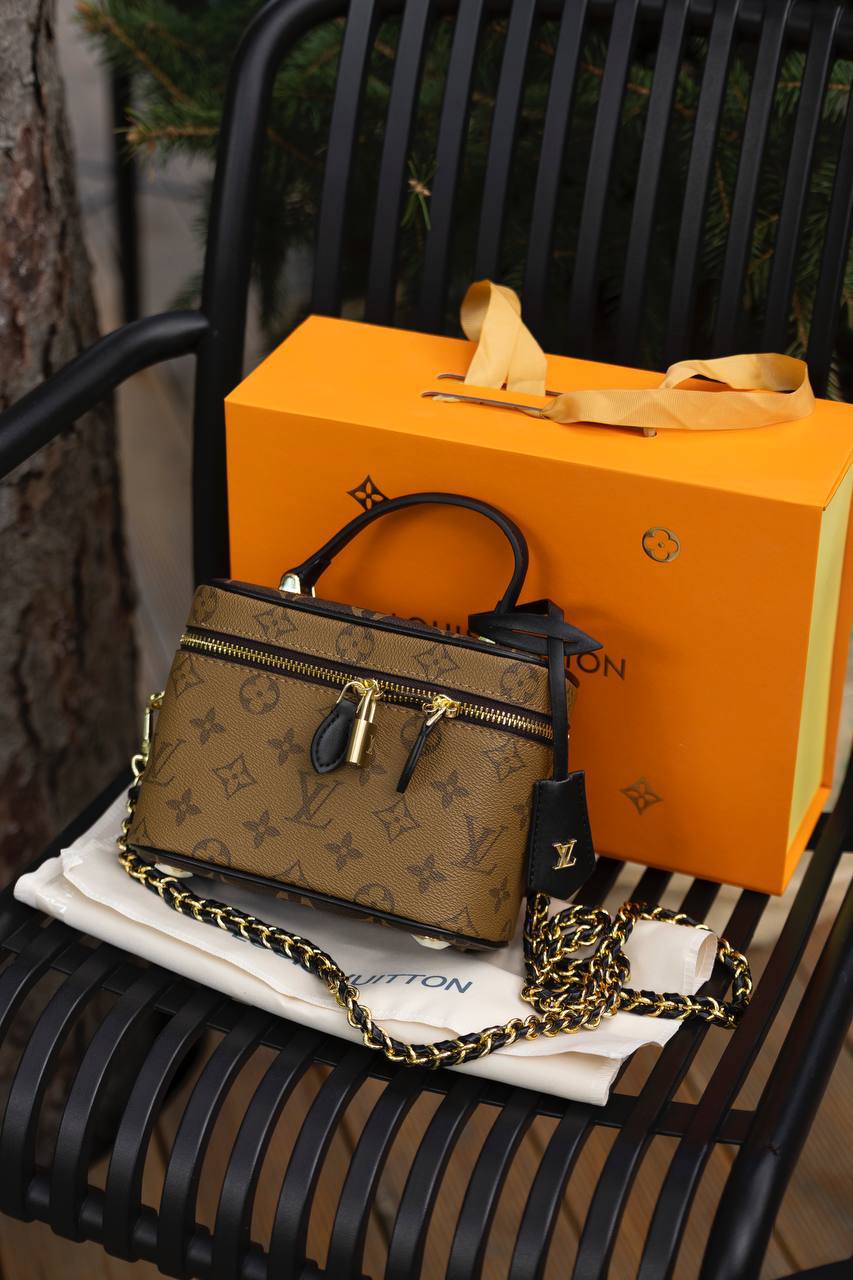 LV Louis Vuitton Vanity PM