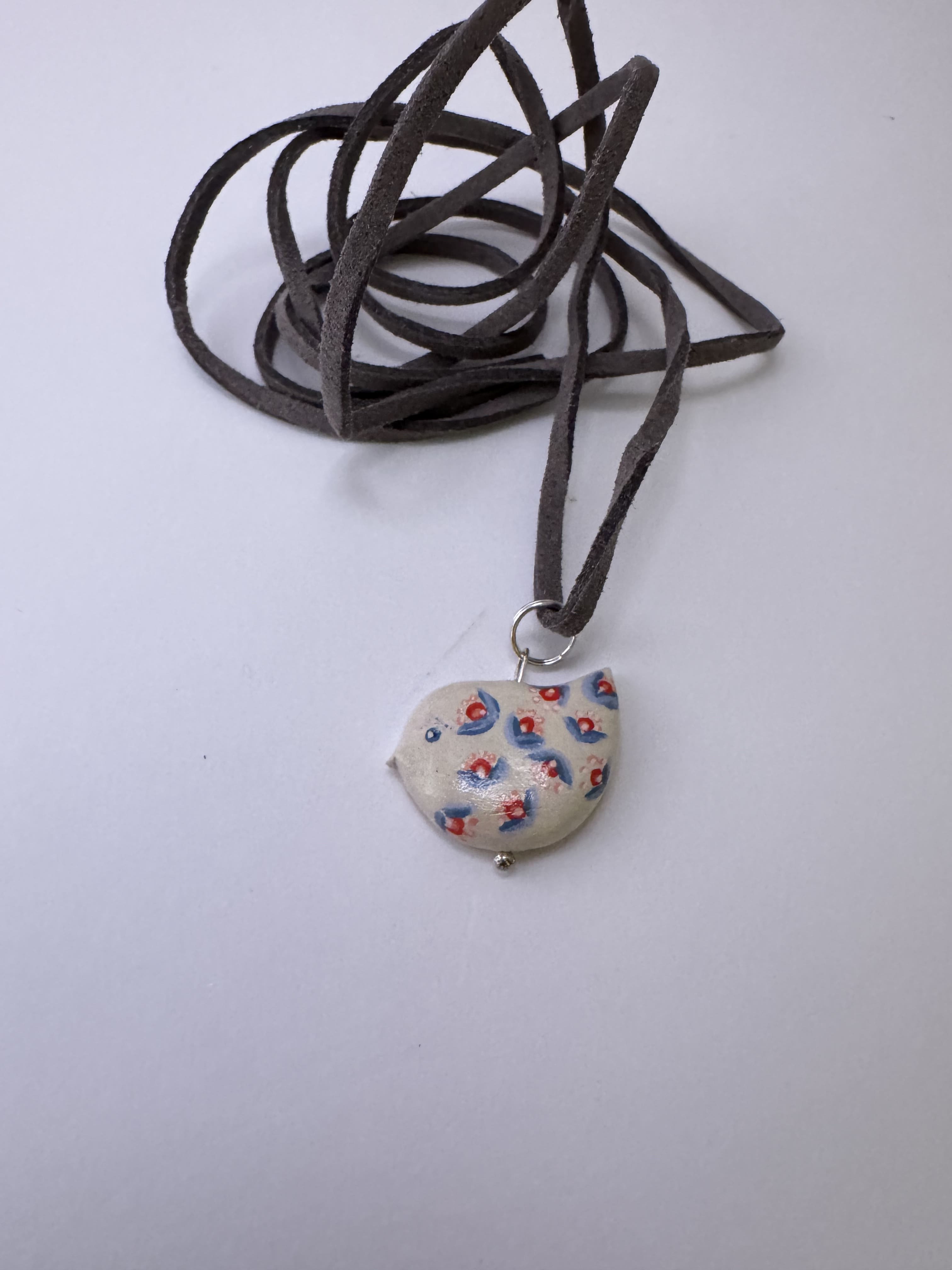 Підвіска “Пташка” з моделюючої глини