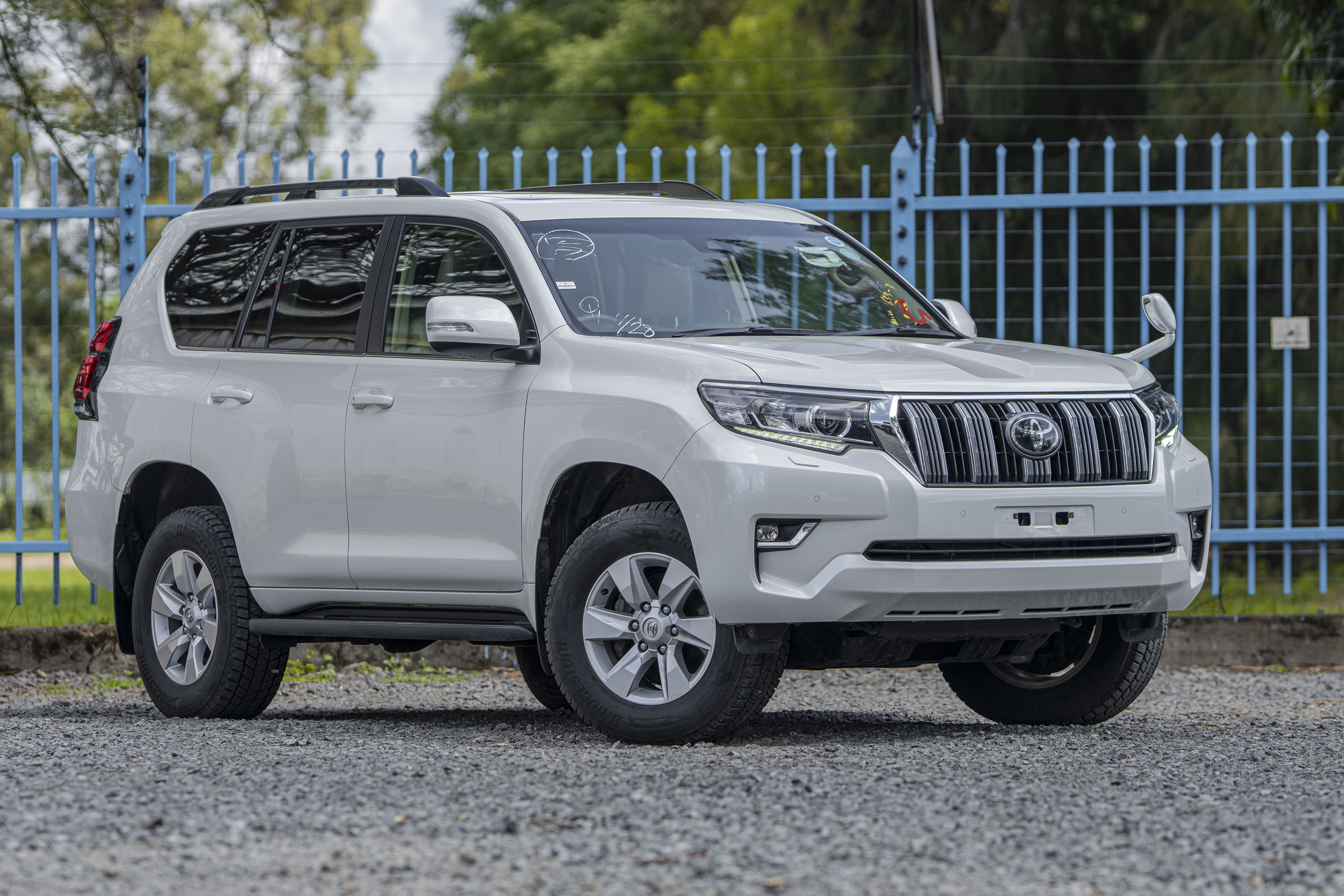 TOYOTA LANDCRUISER PRADO