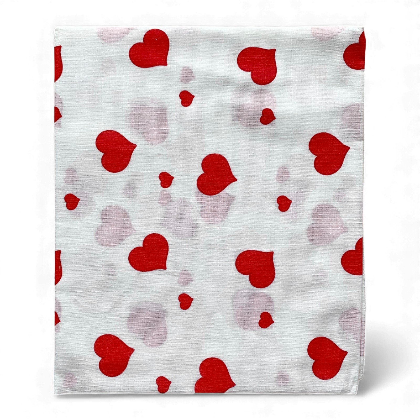 Пелюшка ситцева 110 х 100 см Сердечки червоні на білому