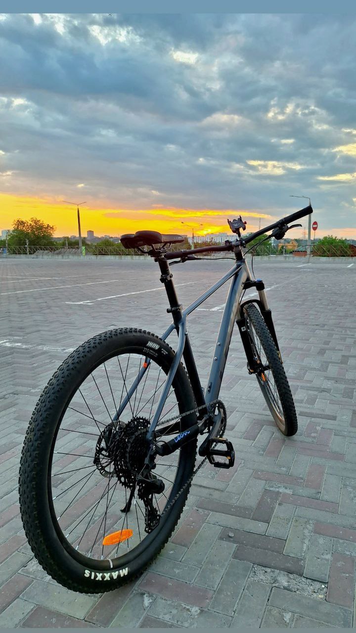 Гірський велосипед Leon XC50 27.5″ (рама 18″)