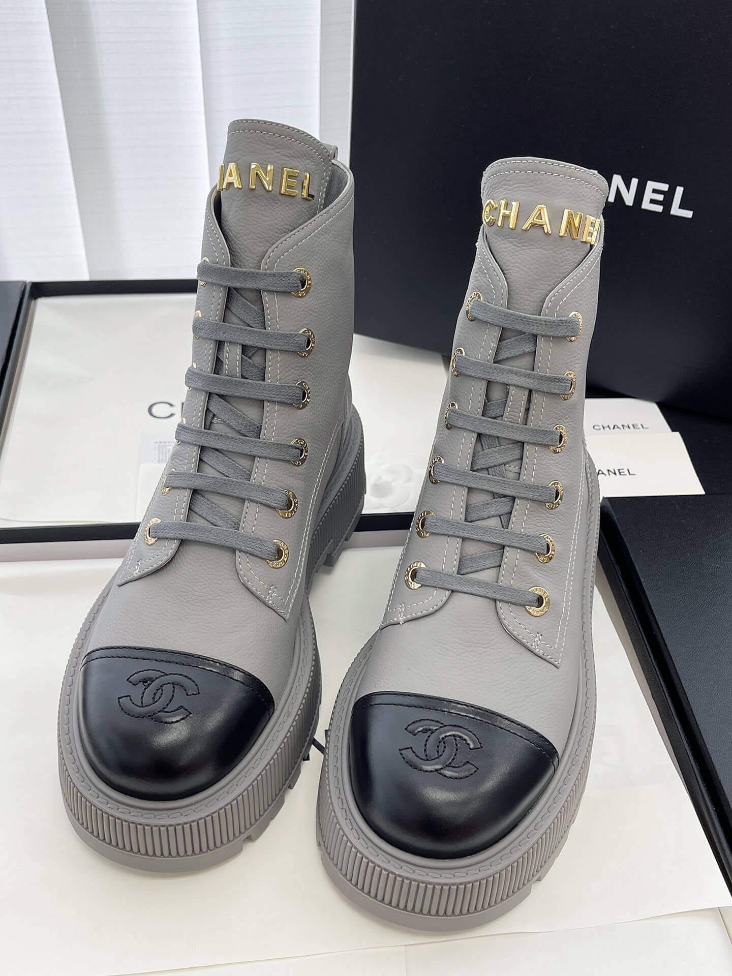 Chanel чоботи