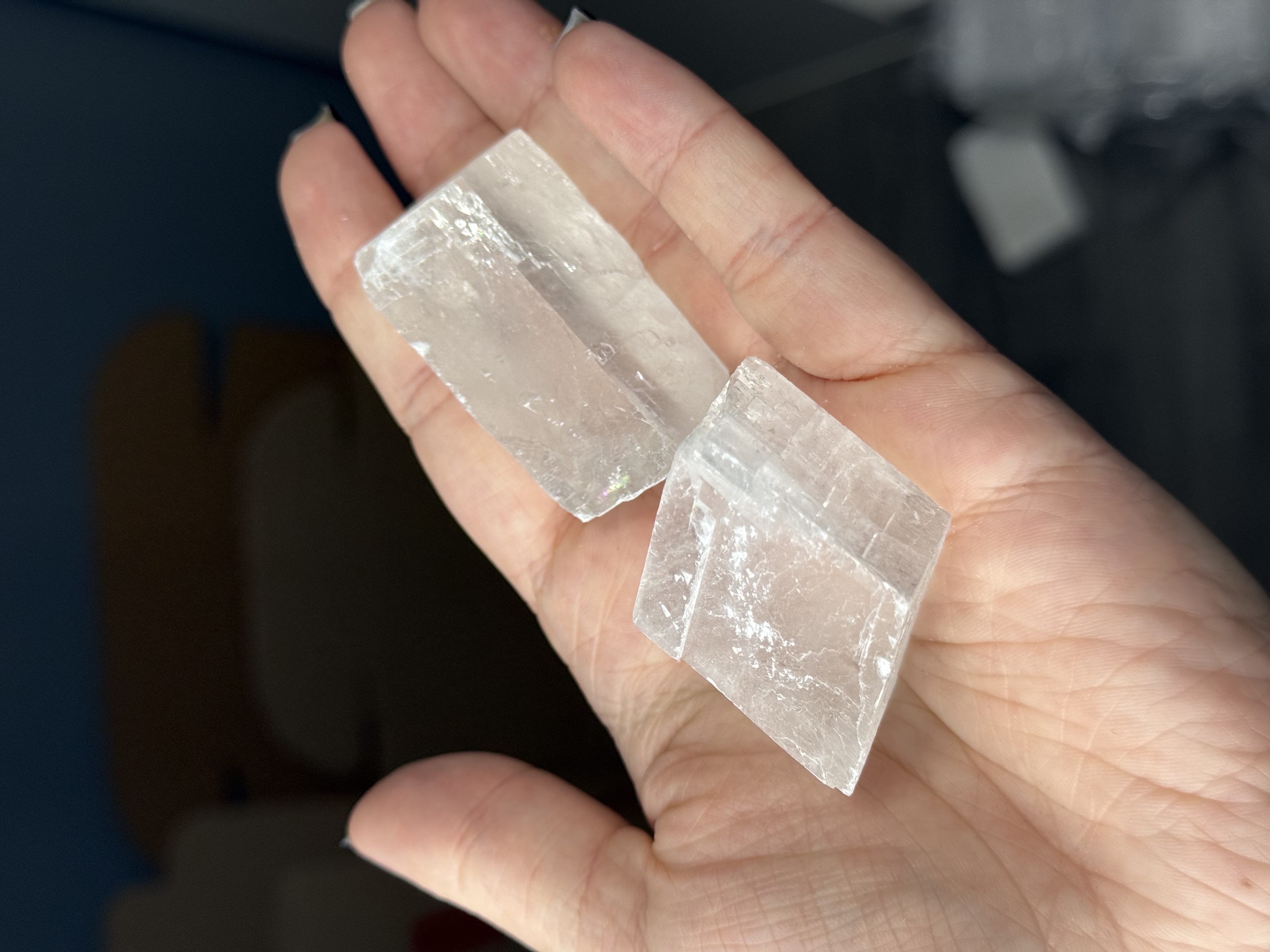 Натуральний камінь Кальцит (необроблений)