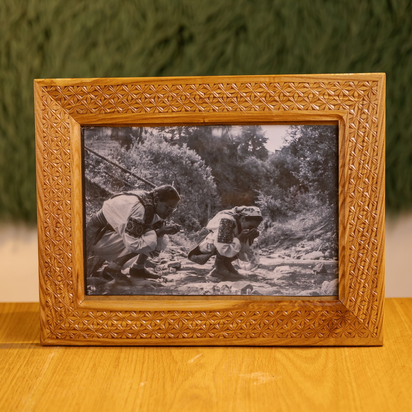 Різьблена рамка, 38,5*30 см