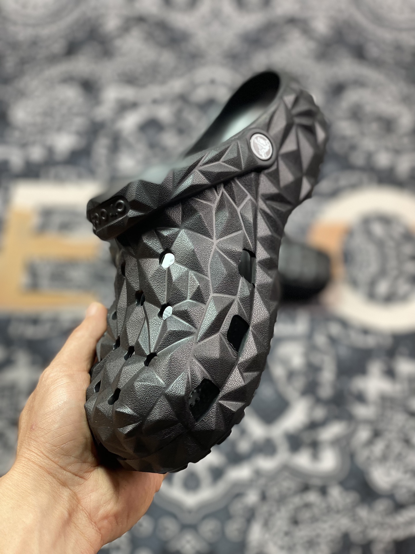 Durian Crocs, zupełnie nowy 01