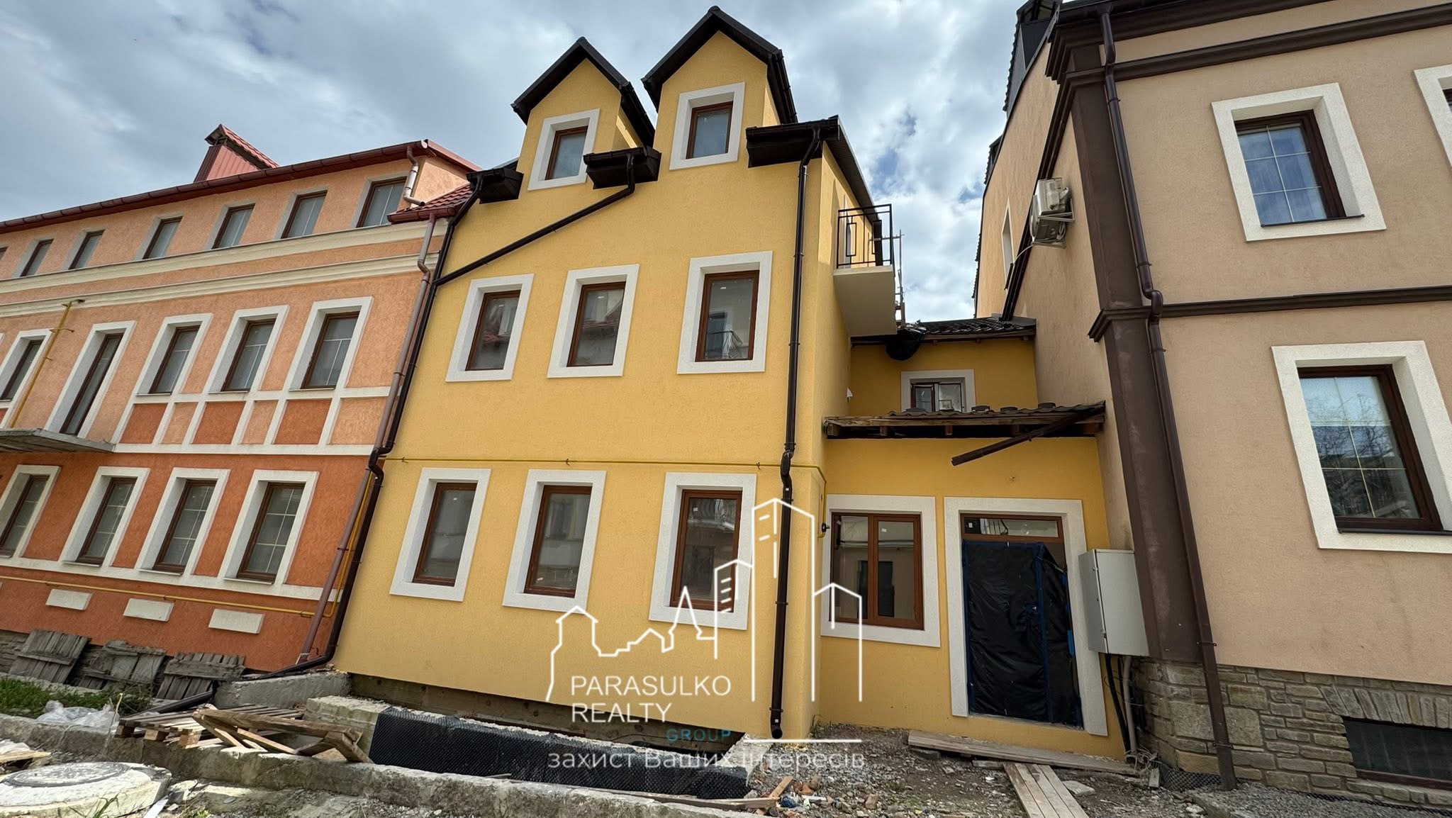 1-но кімнатна квартира, Старе Місто