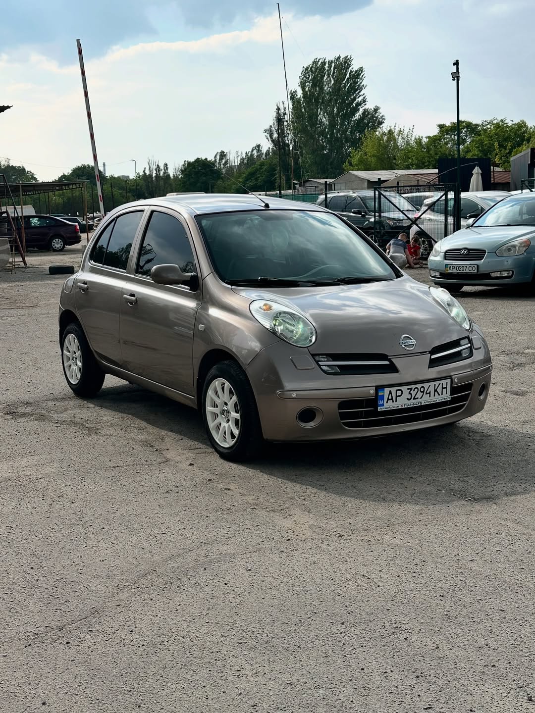Nissan Micra