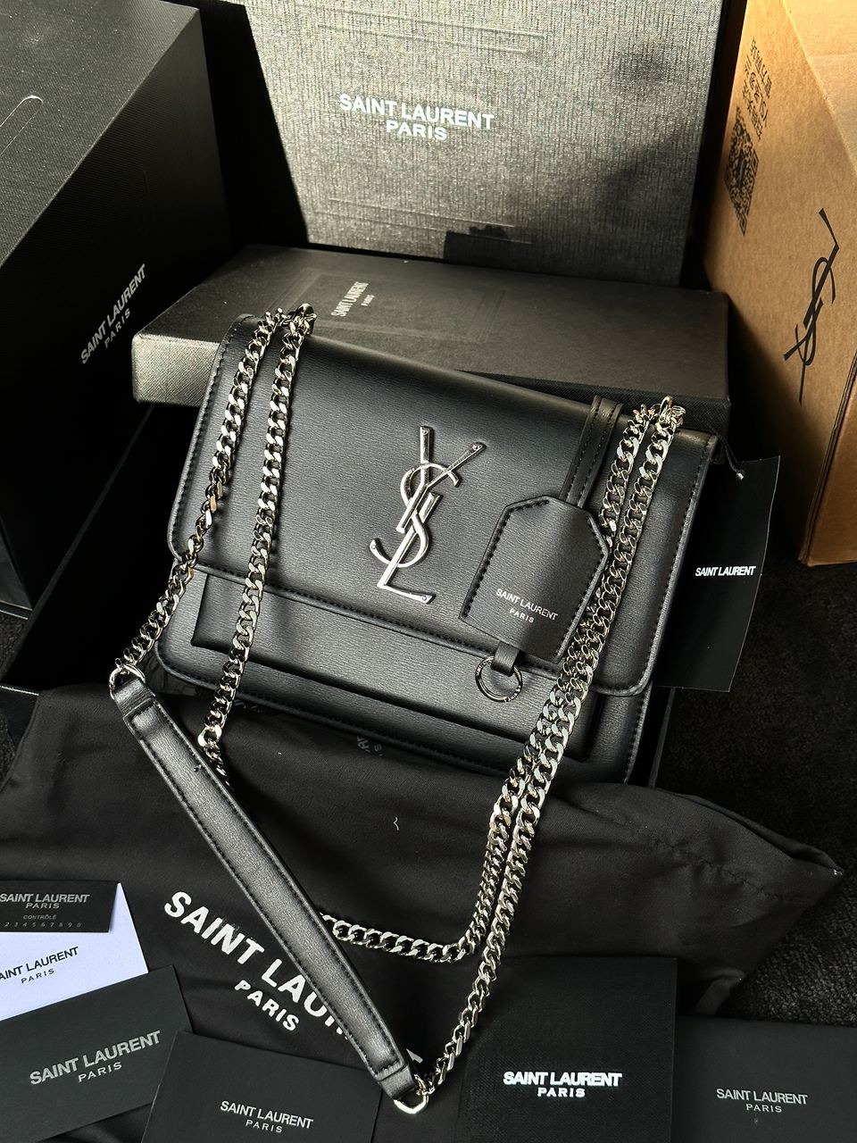Yves Saint Laurent Medium Sunset in Smooth Leather Black/Silver