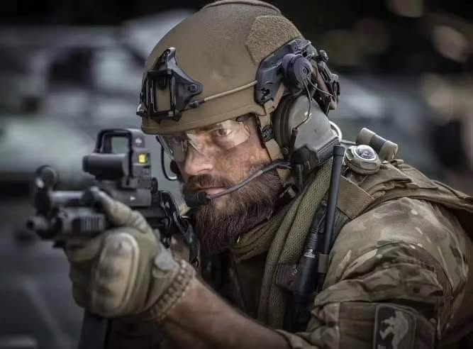 Оригінальна активна гарнітура "3M Peltor Comtac XPI" від шведського преміум бренду "3M PELTOR".