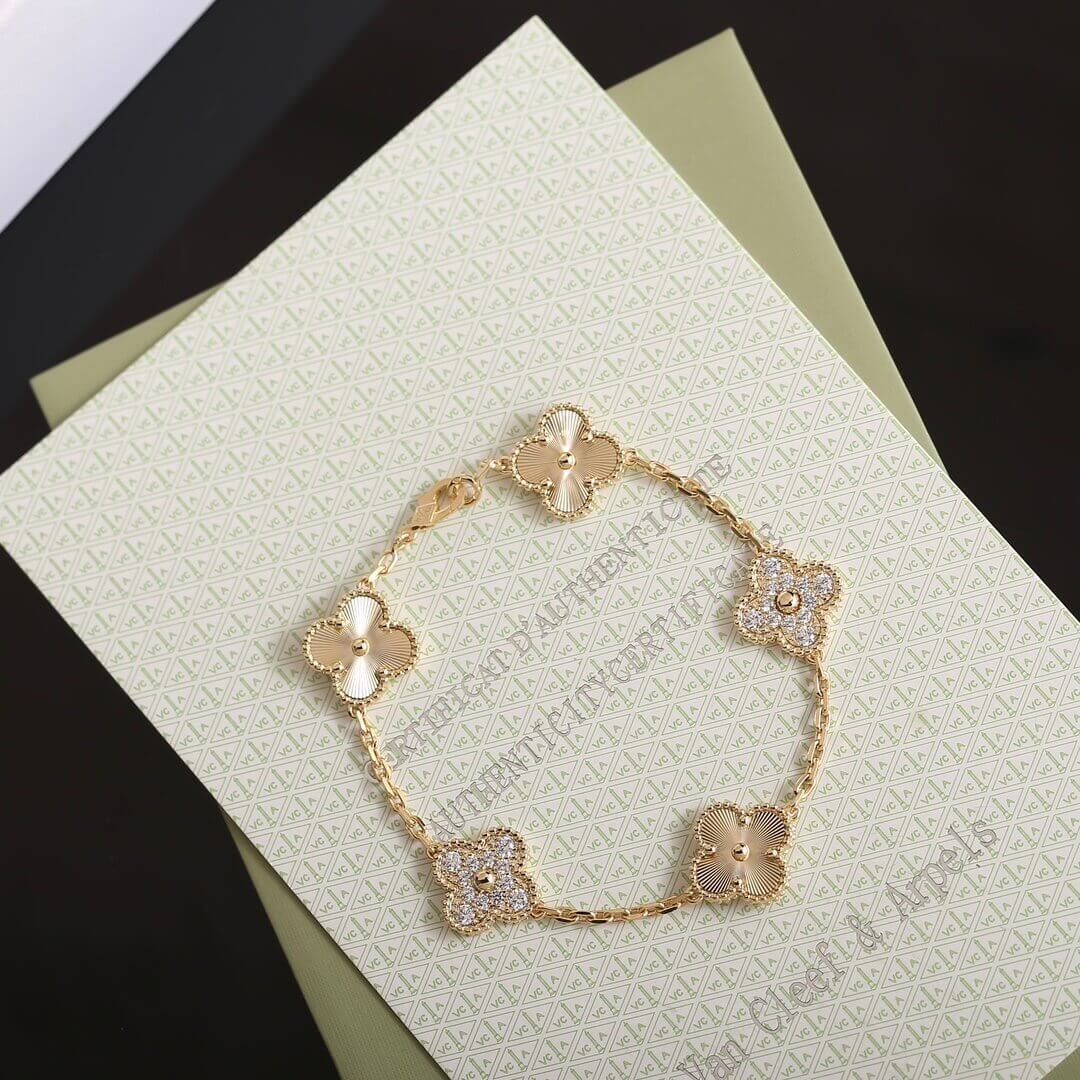 Van Cleef&Arpels браслет