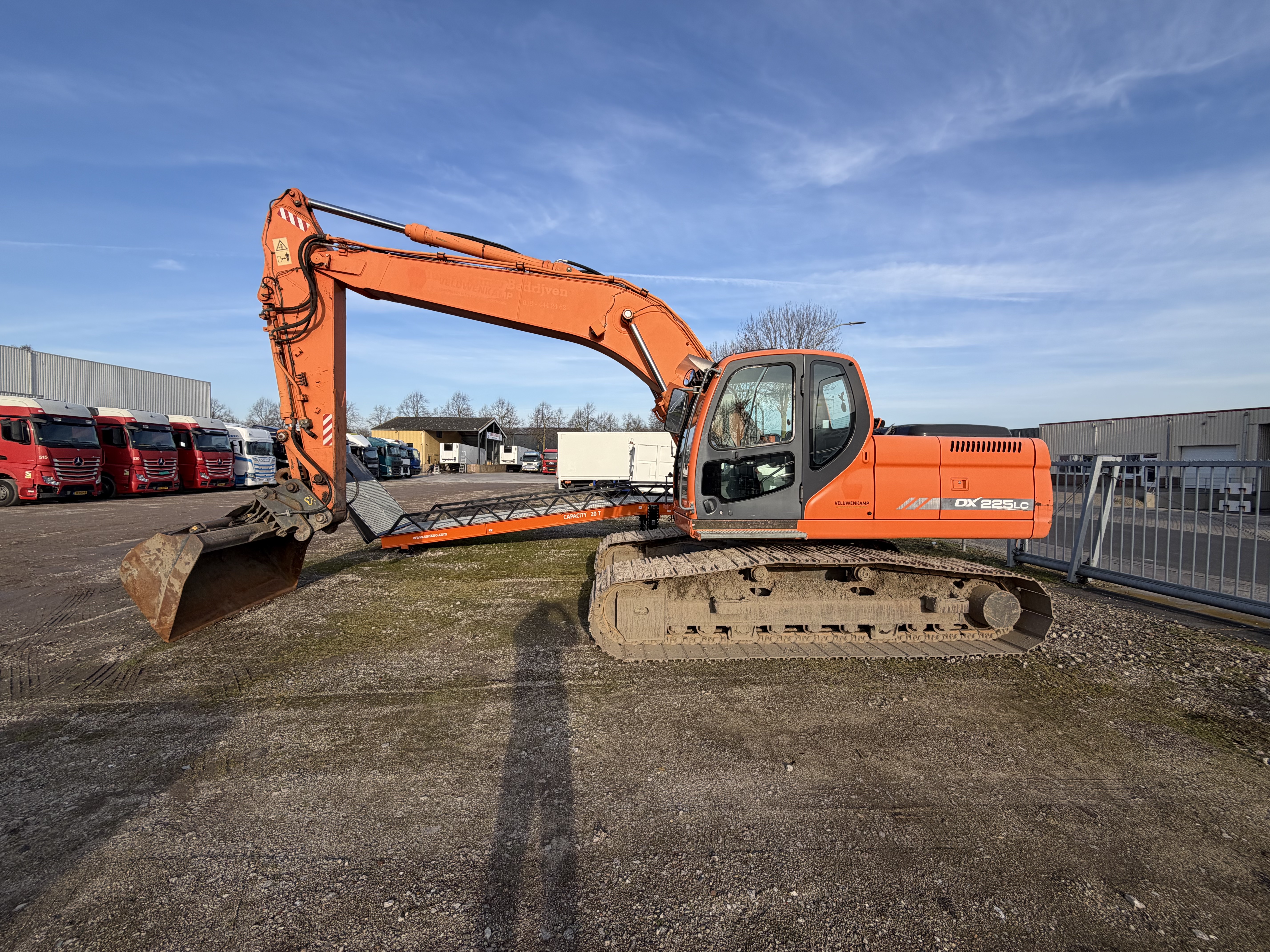 Екскаватор гусеничний | Doosan DX 225 LC | 2010 рік | 8 174 мотогодин