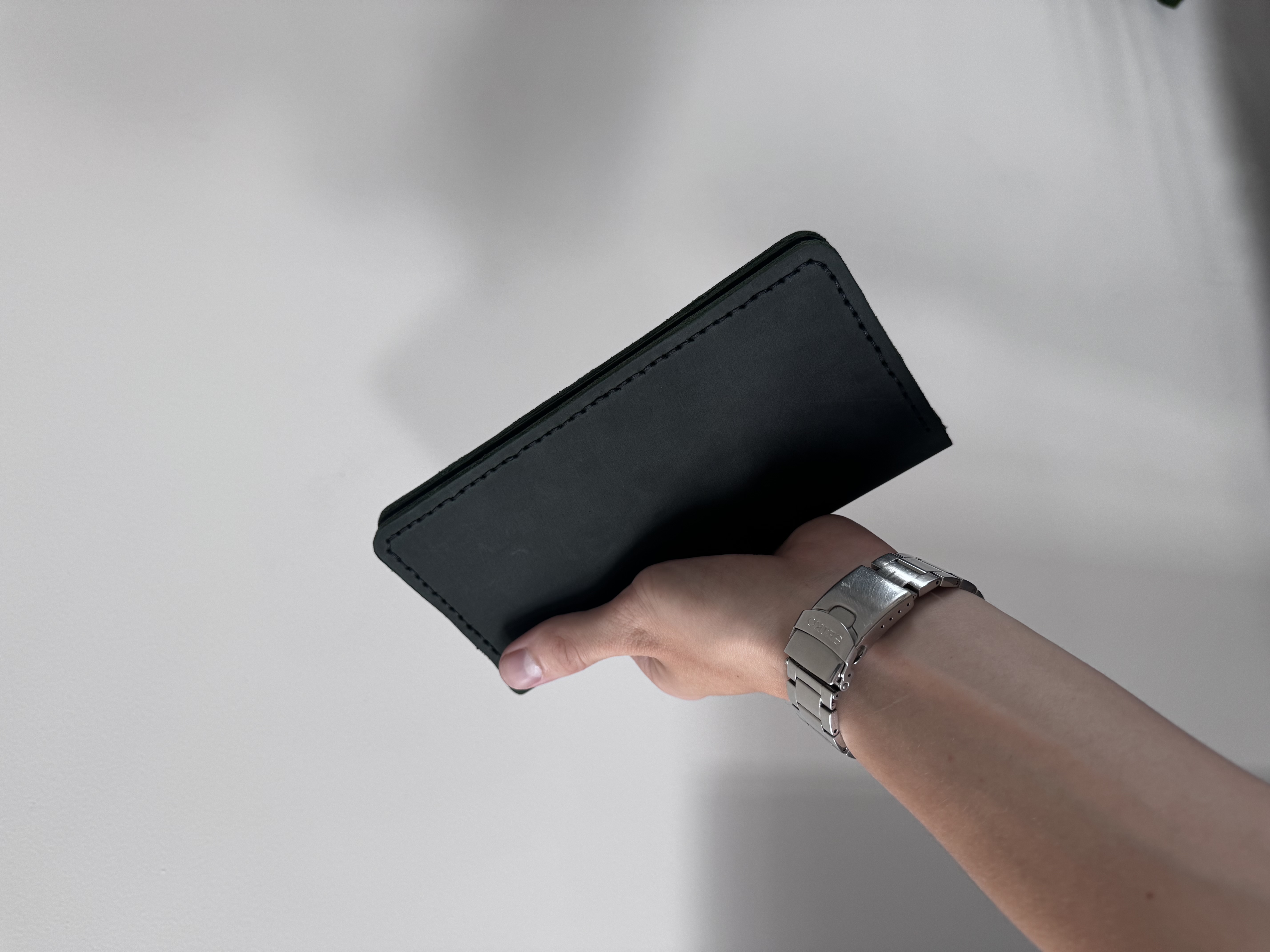 Green money holder long