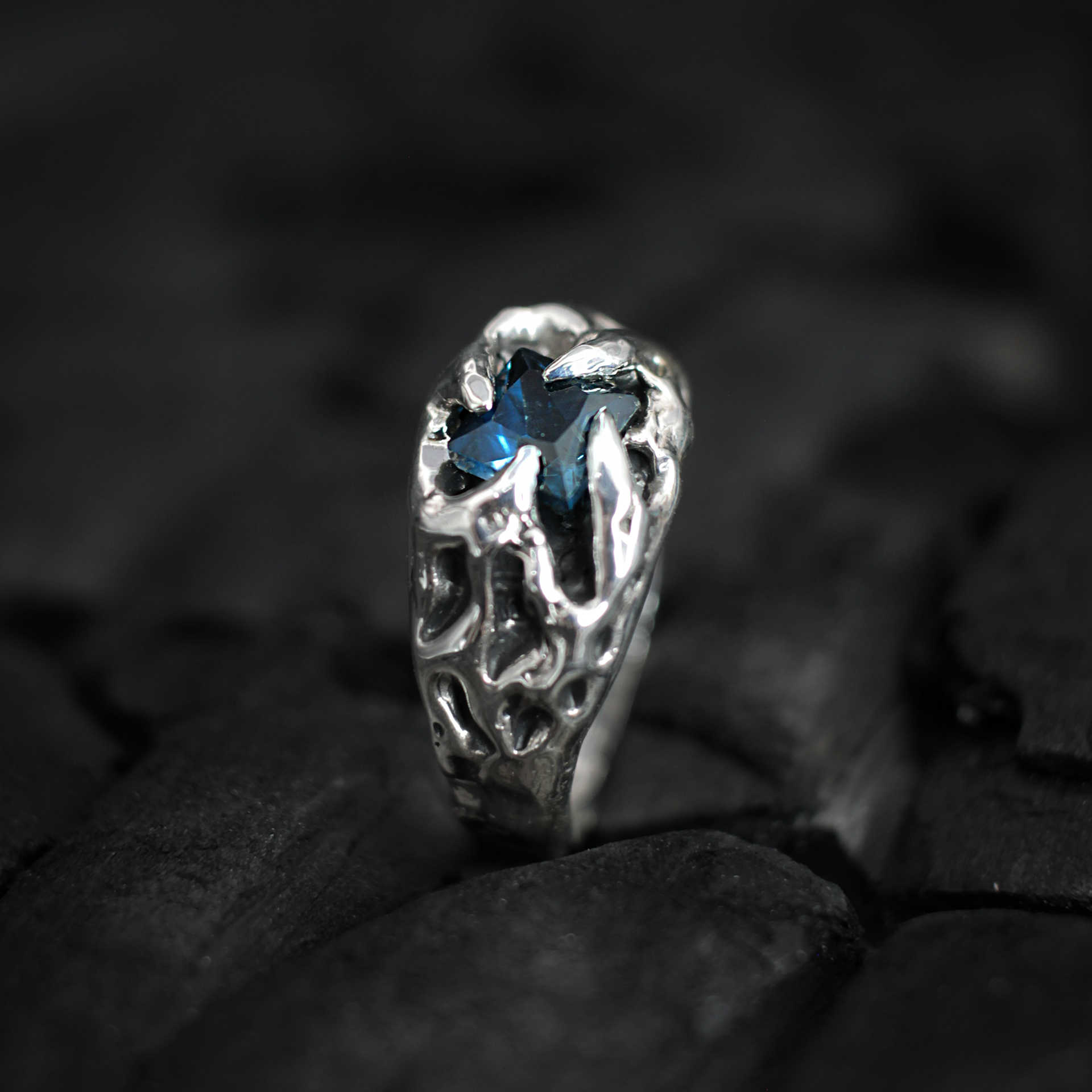 Humrain [blue]