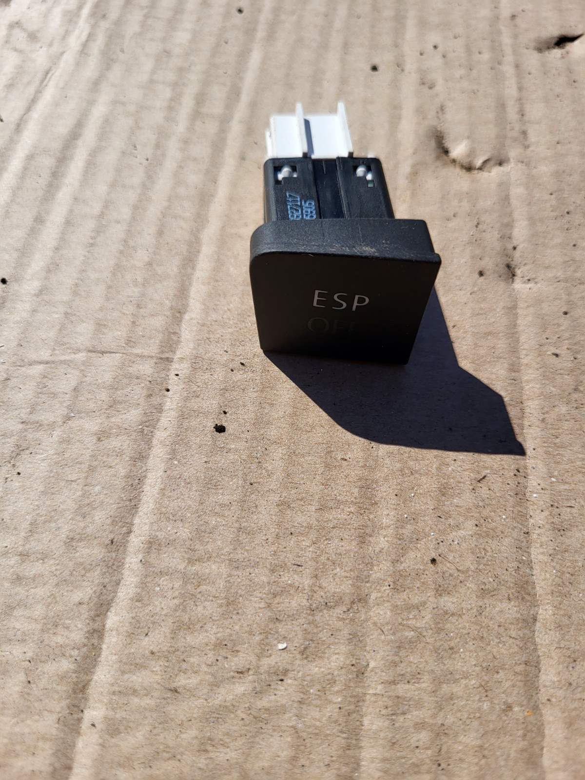 Кнопка ESP Passat B6