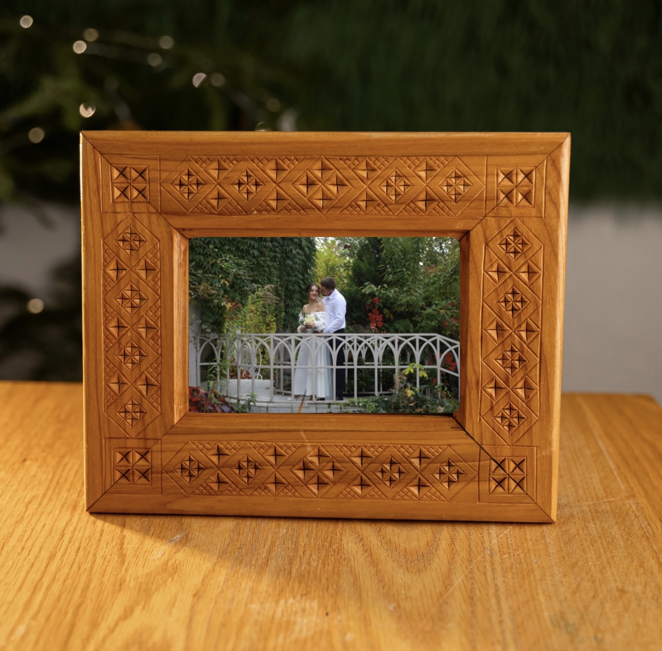 Різьблена рамка "Геометрична", 25*20 см