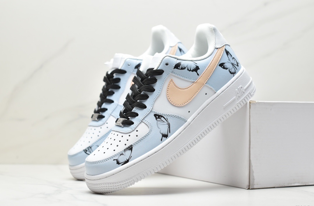 Nike Air Force 1 Low