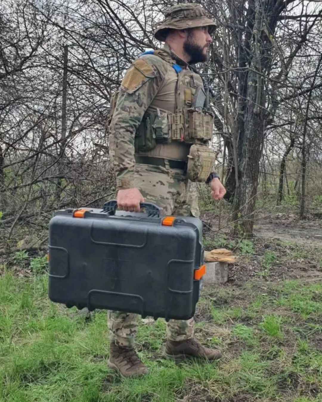 Міцний водонепроникний універсальний захисний тактичний кейс "SL-55" від українського бренду "Military Case".