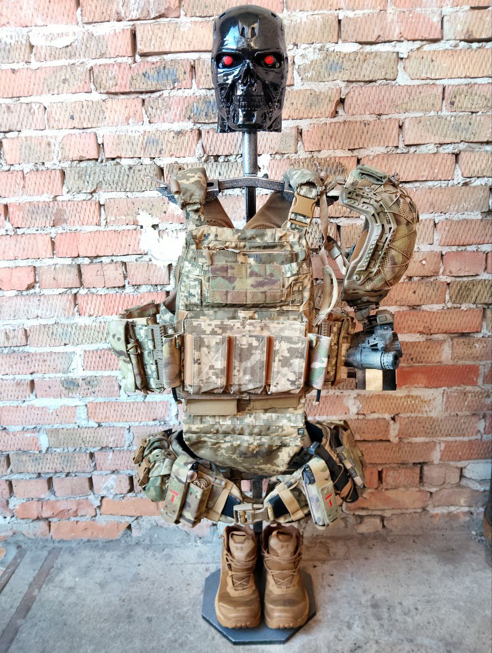 Стійка для спорядження "СТЧ-Термінатор-01"