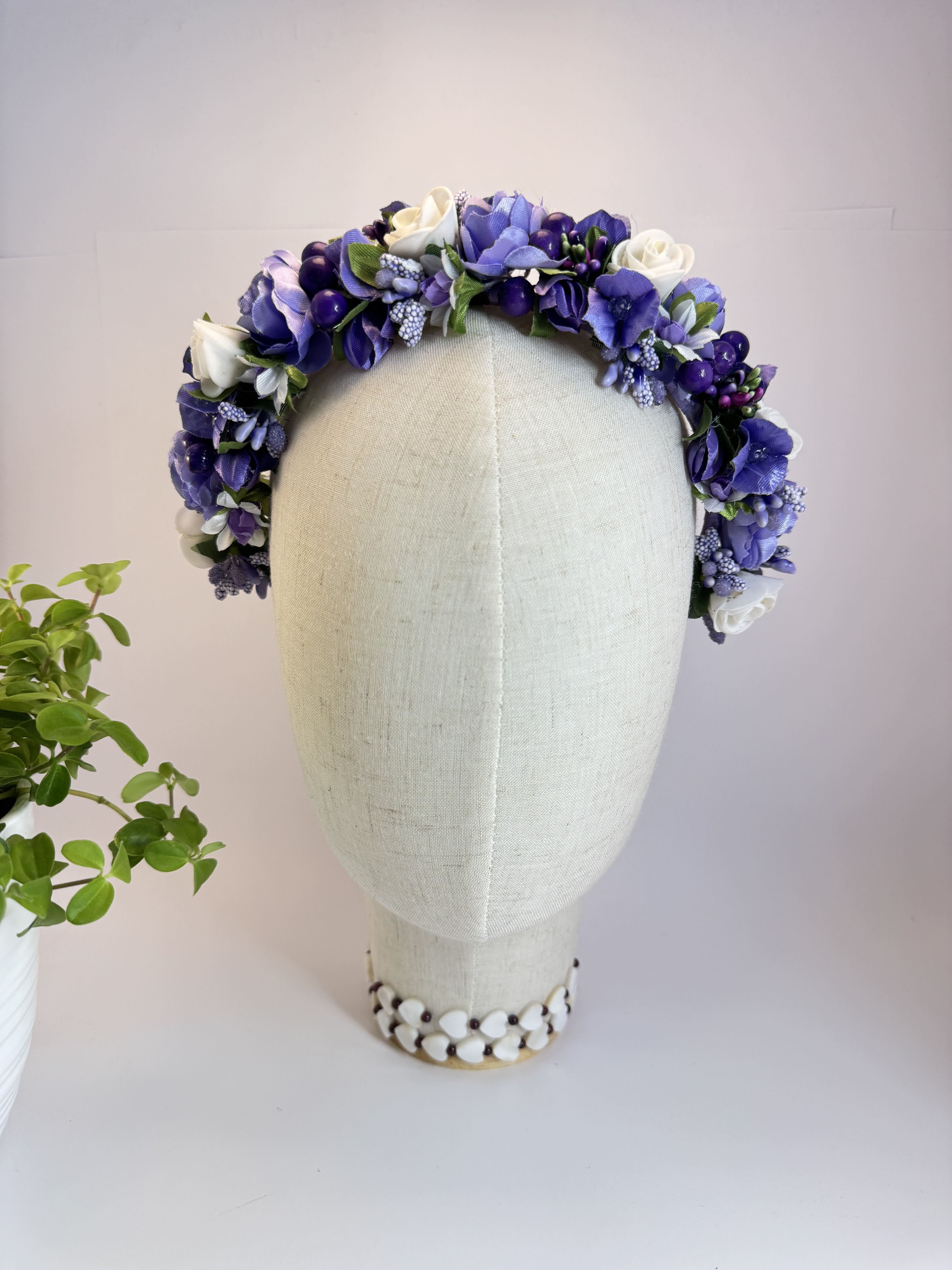 Бузковий етно-віночок на голову ручної роботи