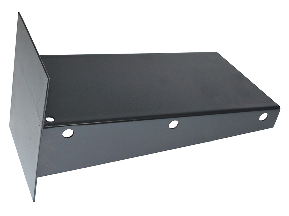 RH FRONT TANK OUTRIGGER