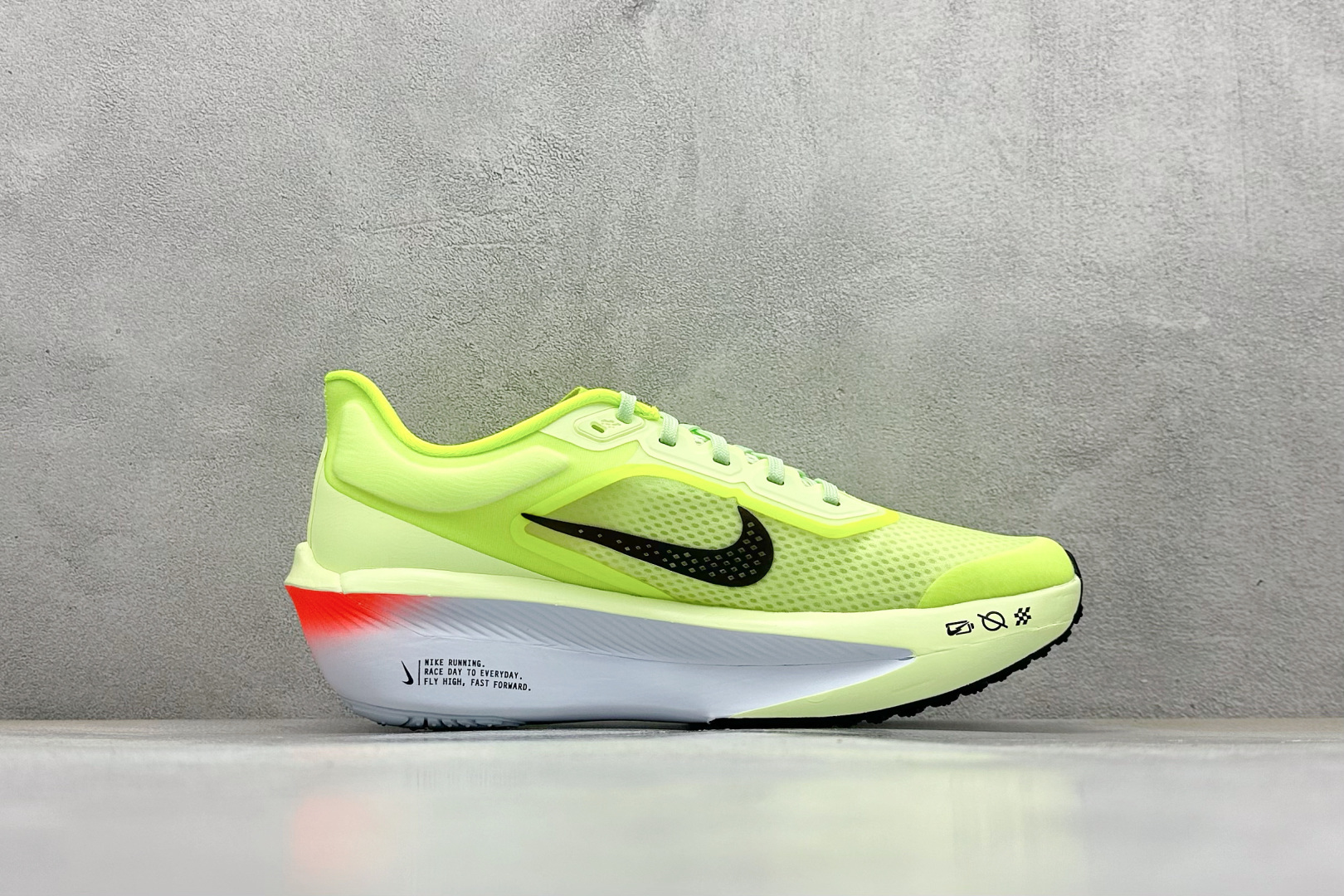 NIKE AIR Zoom RIVAL Fly 6  FN8455-701