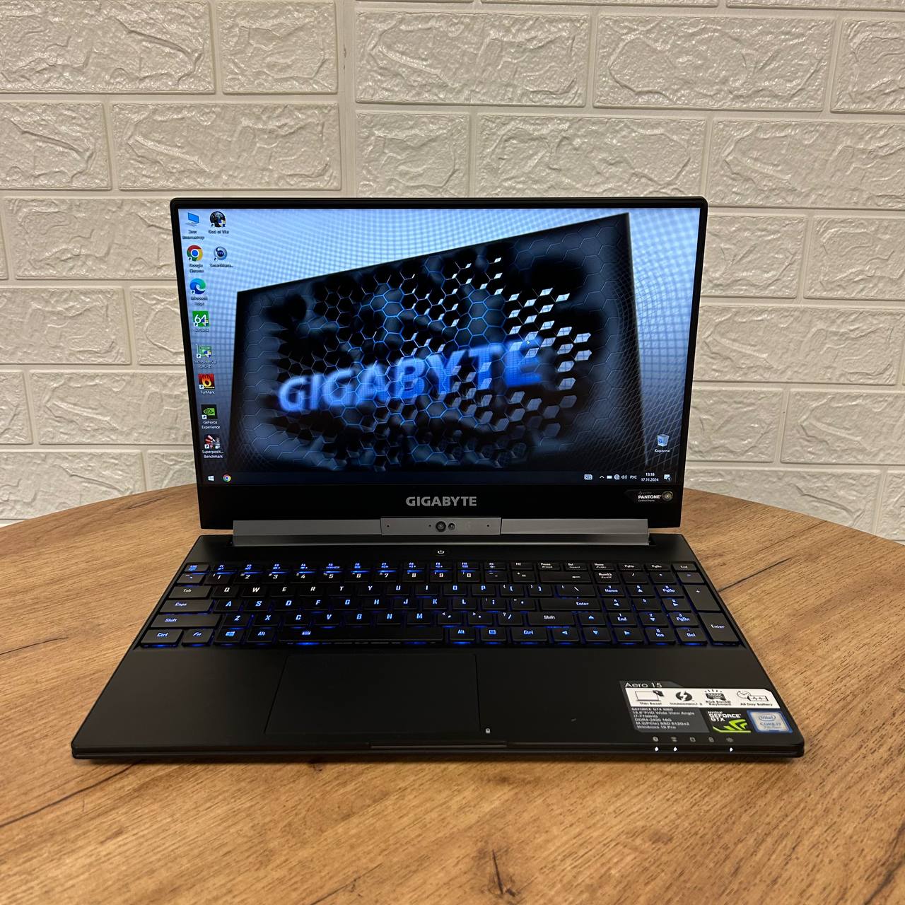 Gigabyte Aero 15W