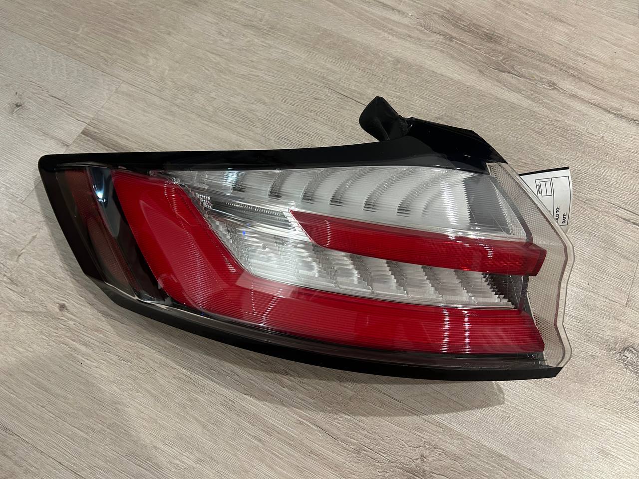 Ford Edge комплектація SEL б.у оригінал Ліва в крило 2018 - 2024 роки