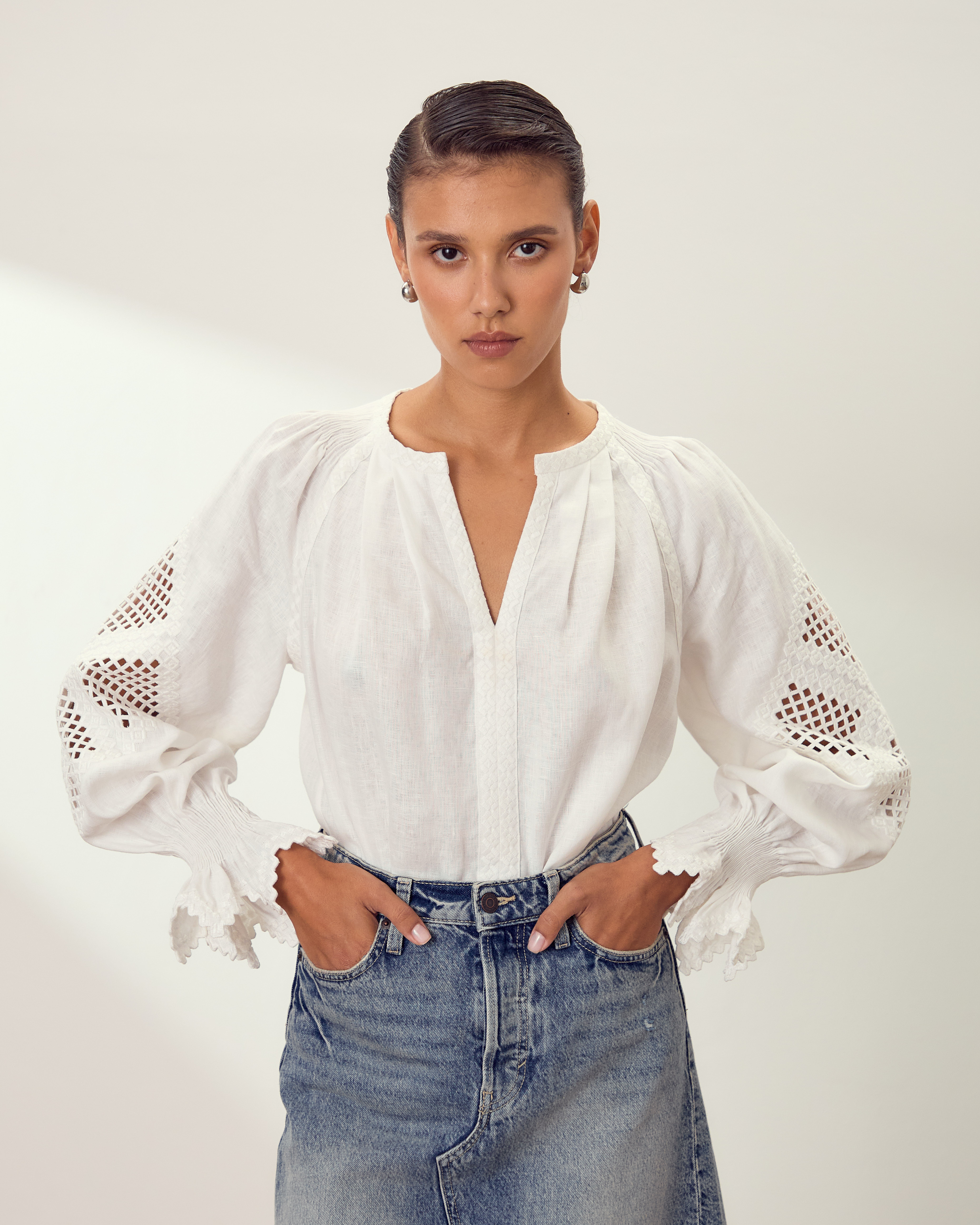 Вишиванка РІВНОВАГА молочна