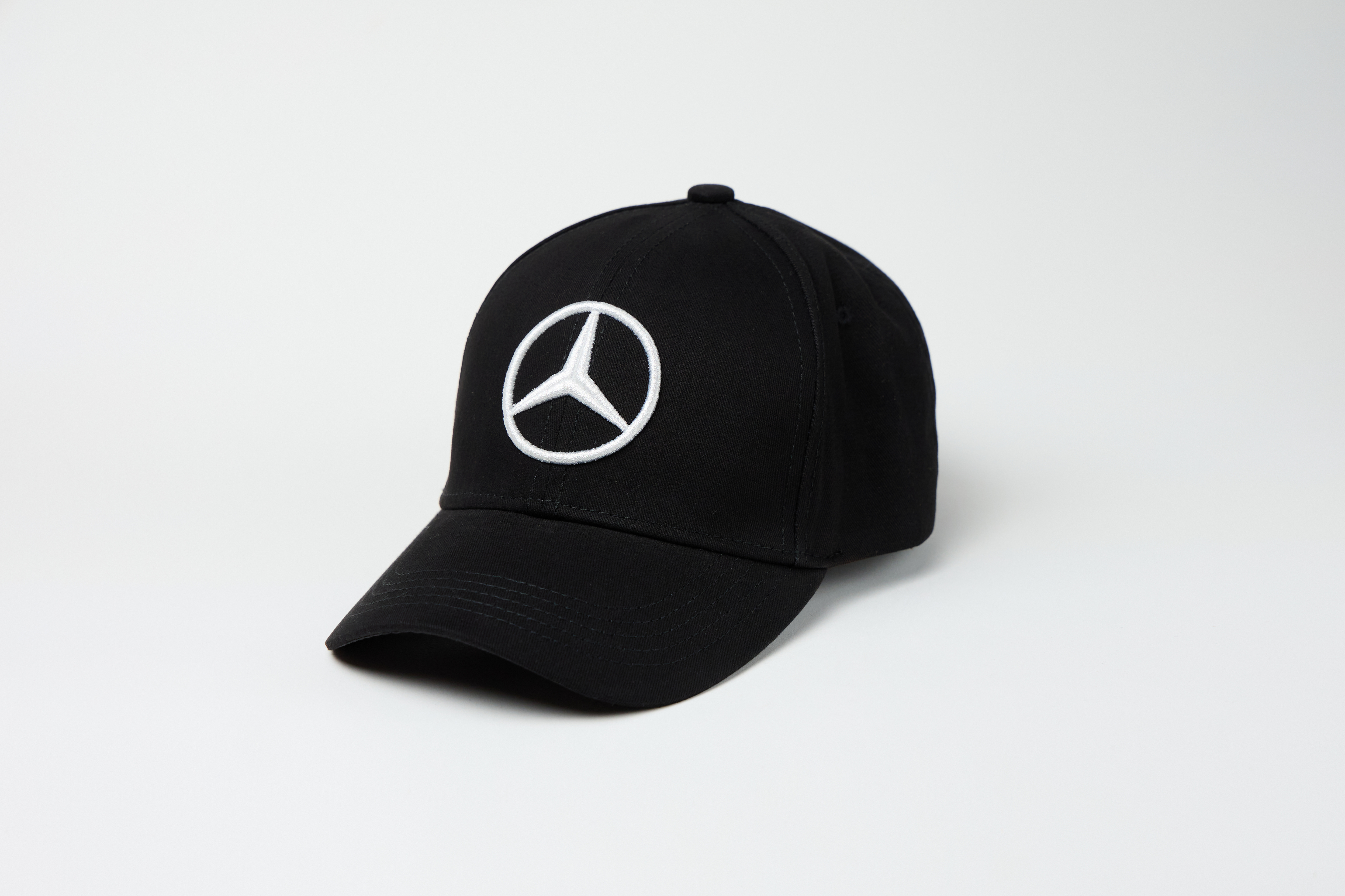 Бейсболка Mercedes - Мерседес Вишивка