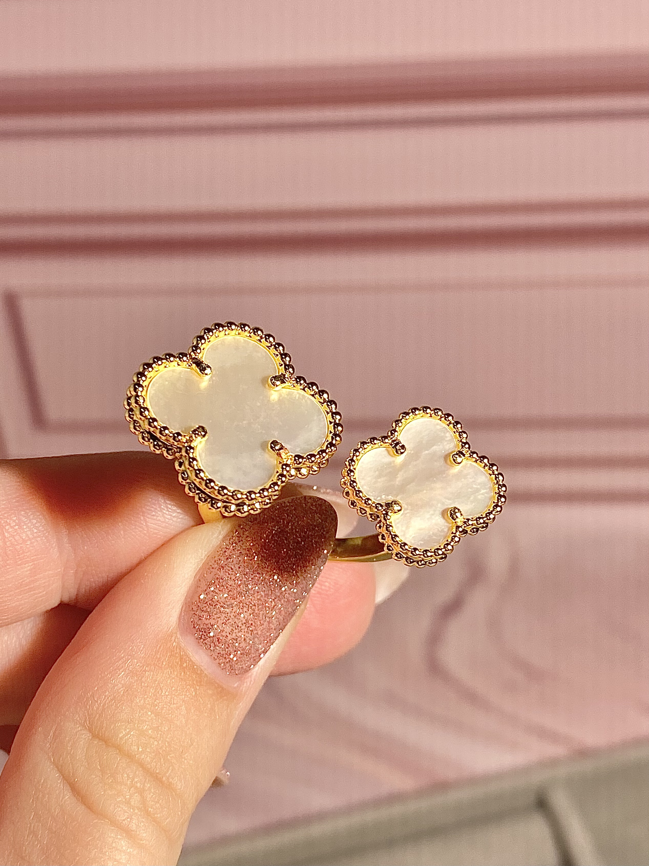 Каблучка з подвійний Клевером