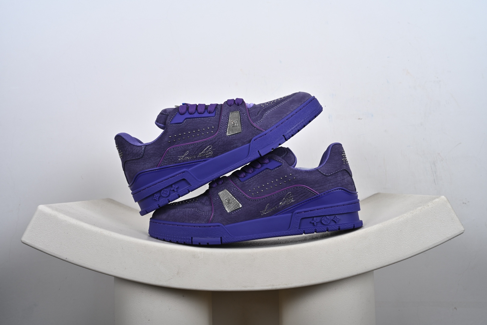 LOUIS VUITTON LV TRAINER BLUE DARK SIGNATURE