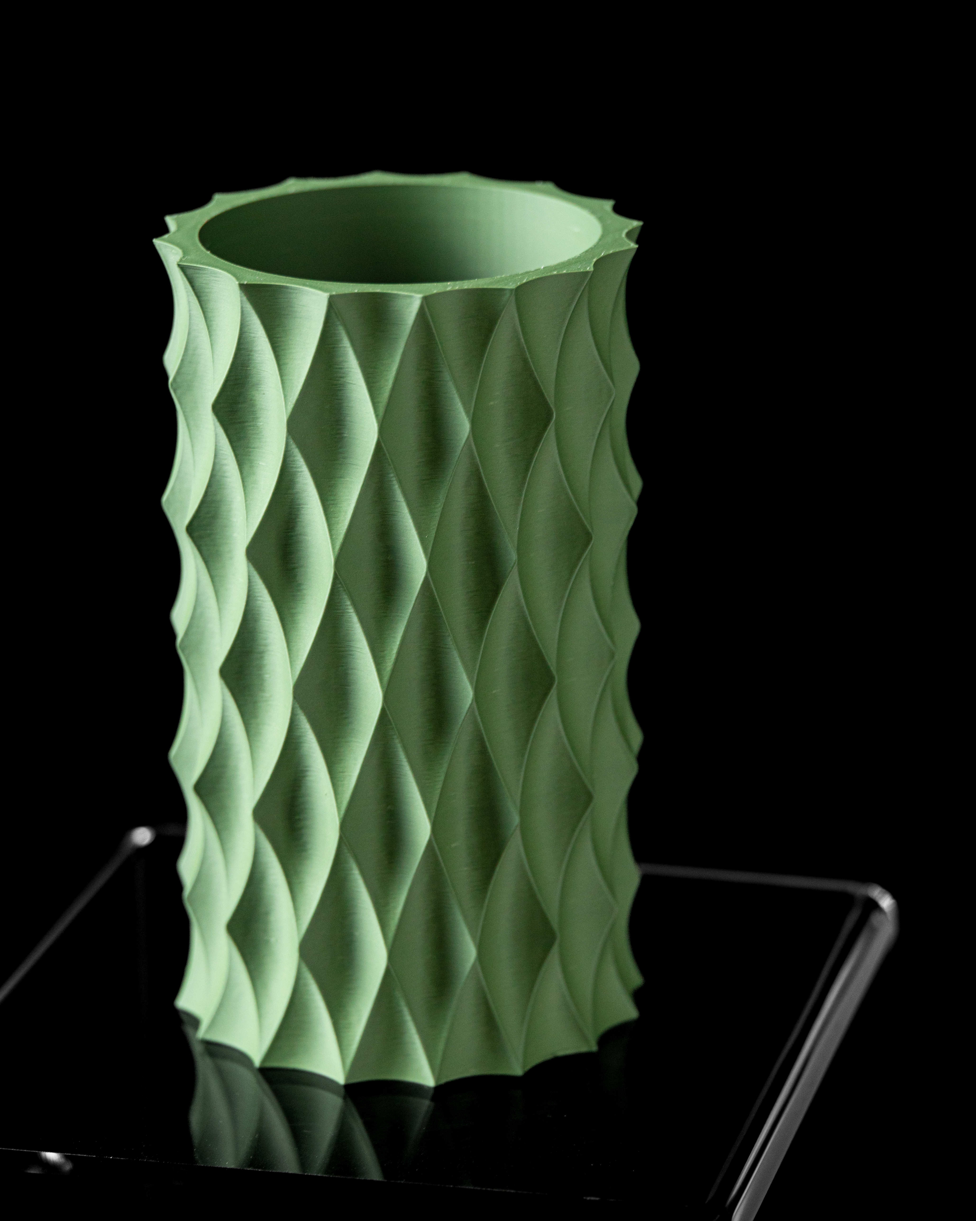 Diamond Flower Vase – 3D Printed Decorative Vase